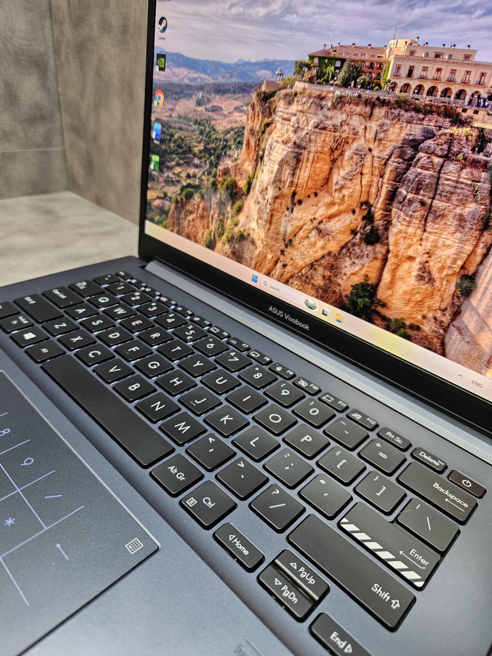 Asus Vivobook Pro | 14" WQXGA OLED | i5-11300H | 16GB | SSD 512 GB | GTX 1650 Max-Q 4 GB - Image 3