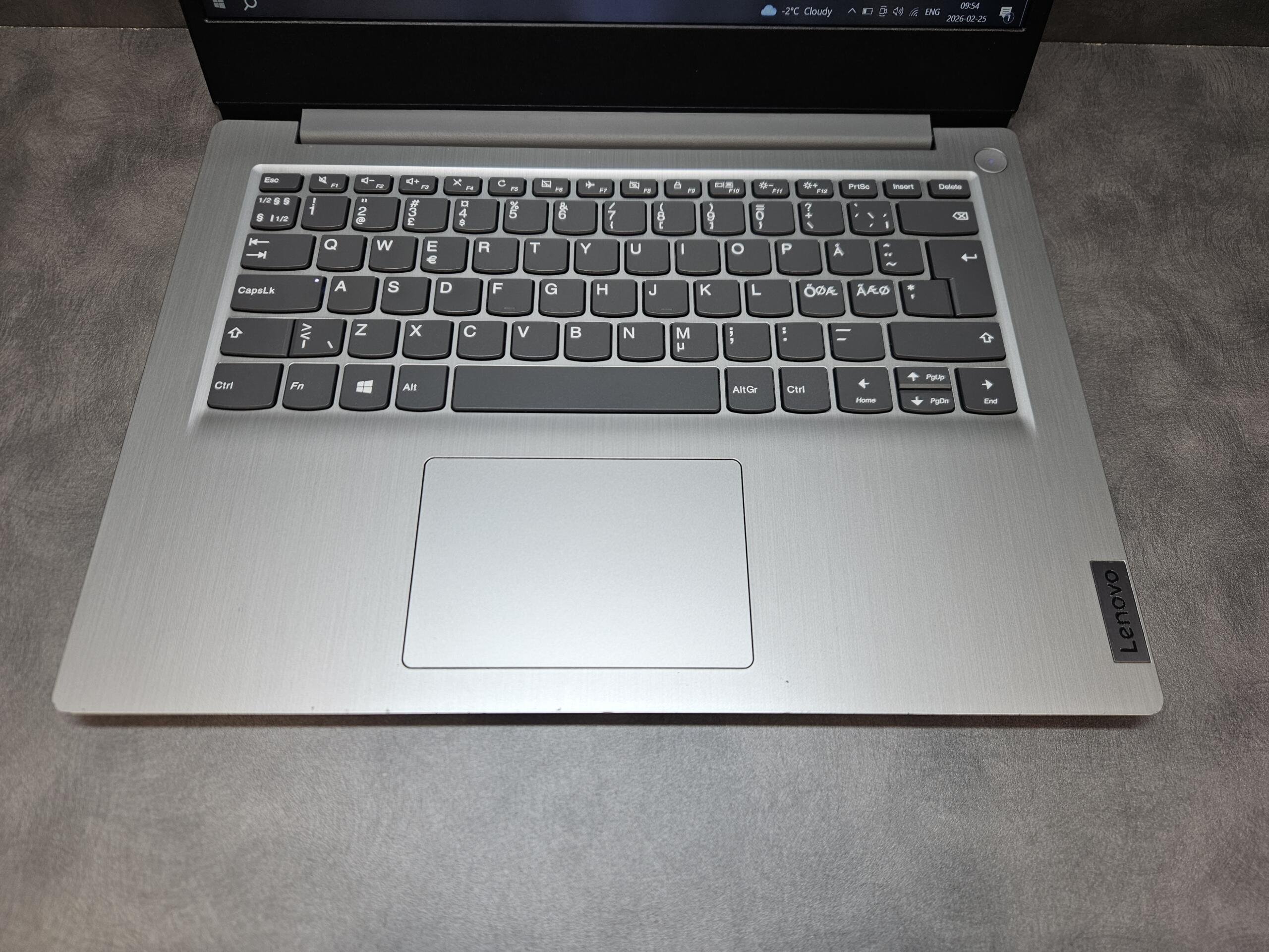 Lenovo Ideapad 3 | 14'' FHD | i5-1035G1 | 4GB | SSD 256 GB - Image 2
