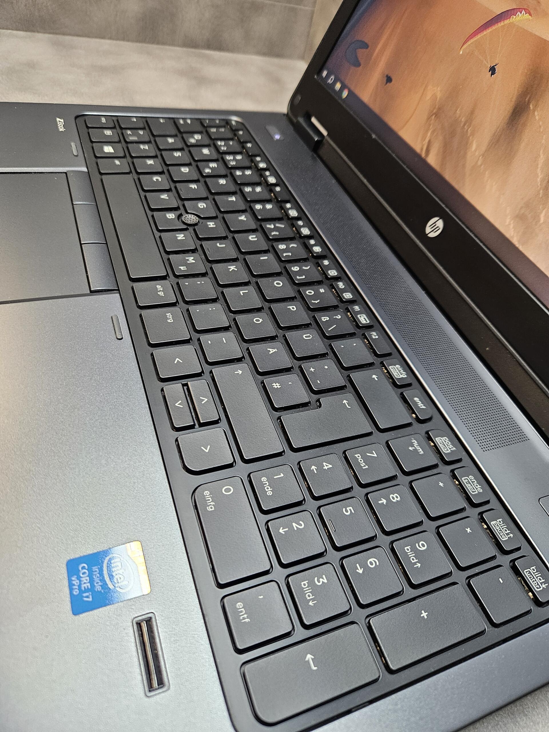 HP ZBook 15 G2 | 15.6" FHD | i7-4810MQ | 16GB | SSD 256 GB - Image 3