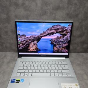 Asus Vivobook Pro 14 OLED K3400 | 14.0" 2.8K OLED | i7-11370H | 16GB | SSD 512 GB | GTX 1650 Max-Q 4 GB