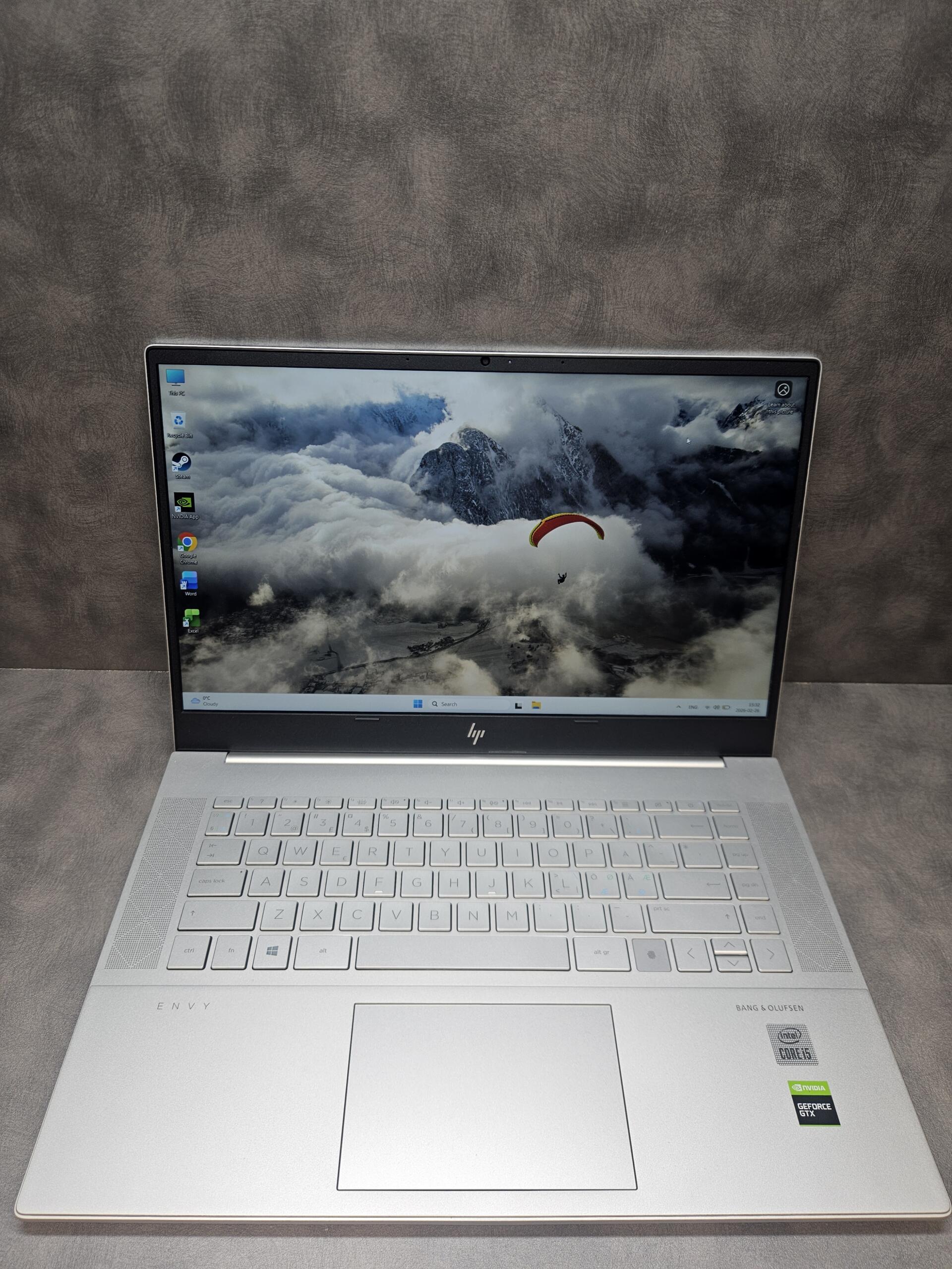 HP Envy 15-ep0805no | 15.6" FHD | i5-10300H | 16GB | SSD 512 GB | GTX 1650 Ti 4 GB