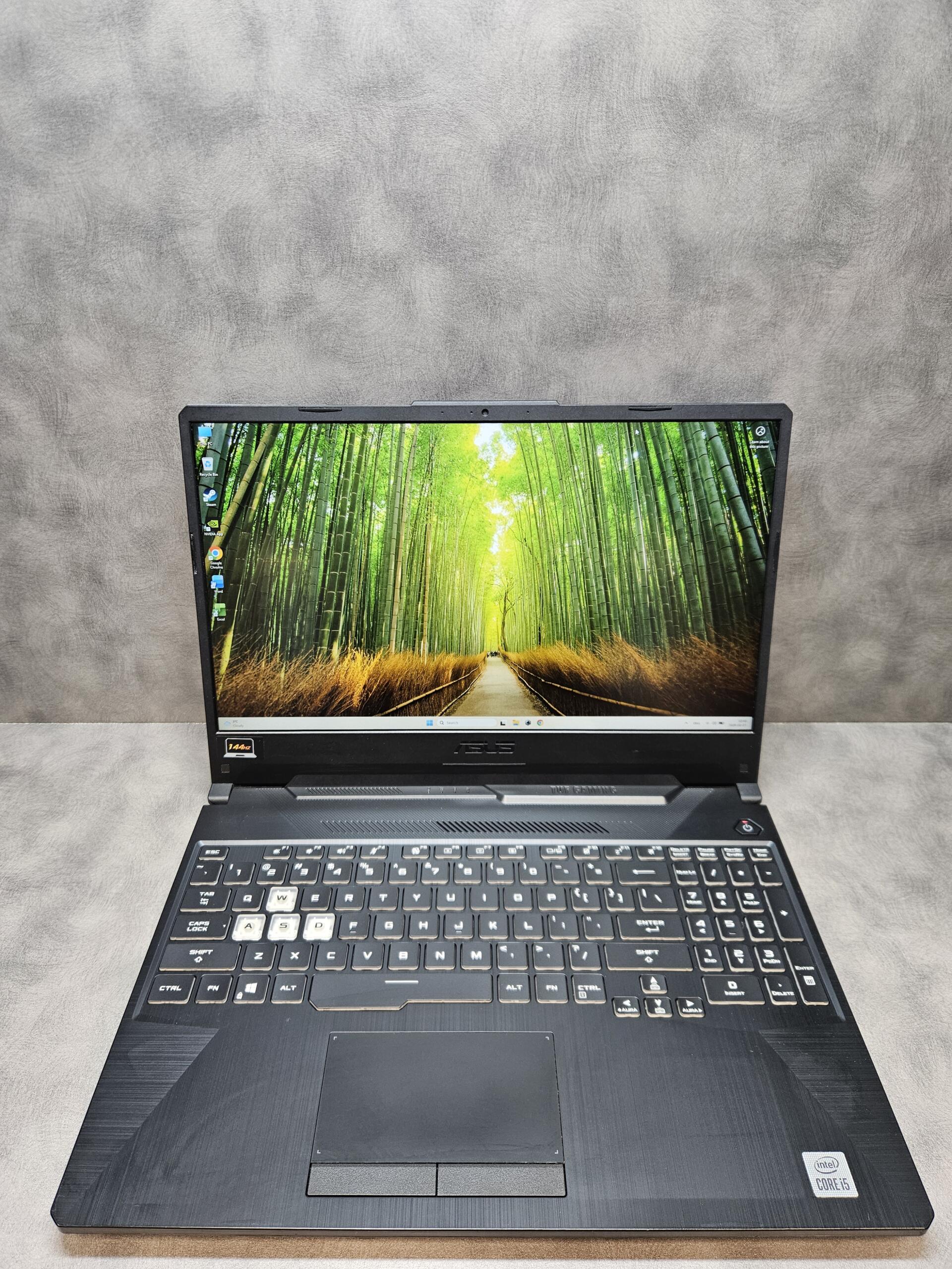 Asus TUF Gaming FX566 | 15.6" FHD 144 Hz | i5-10300H | 8GB | SSD 256 GB | GTX 1650 4 GB