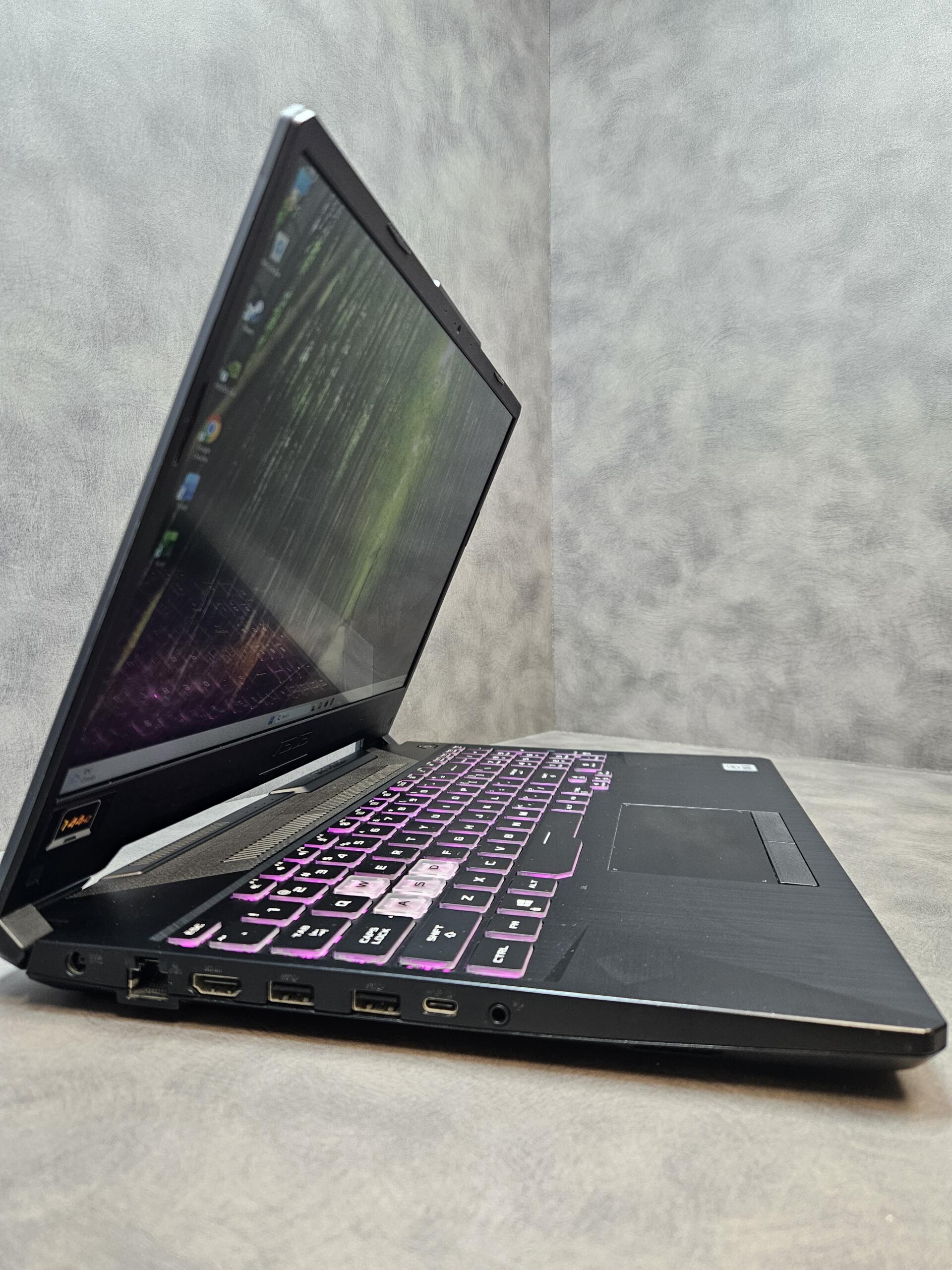 Asus TUF Gaming FX566 | 15.6" FHD 144 Hz | i5-10300H | 8GB | SSD 256 GB | GTX 1650 4 GB - Image 5