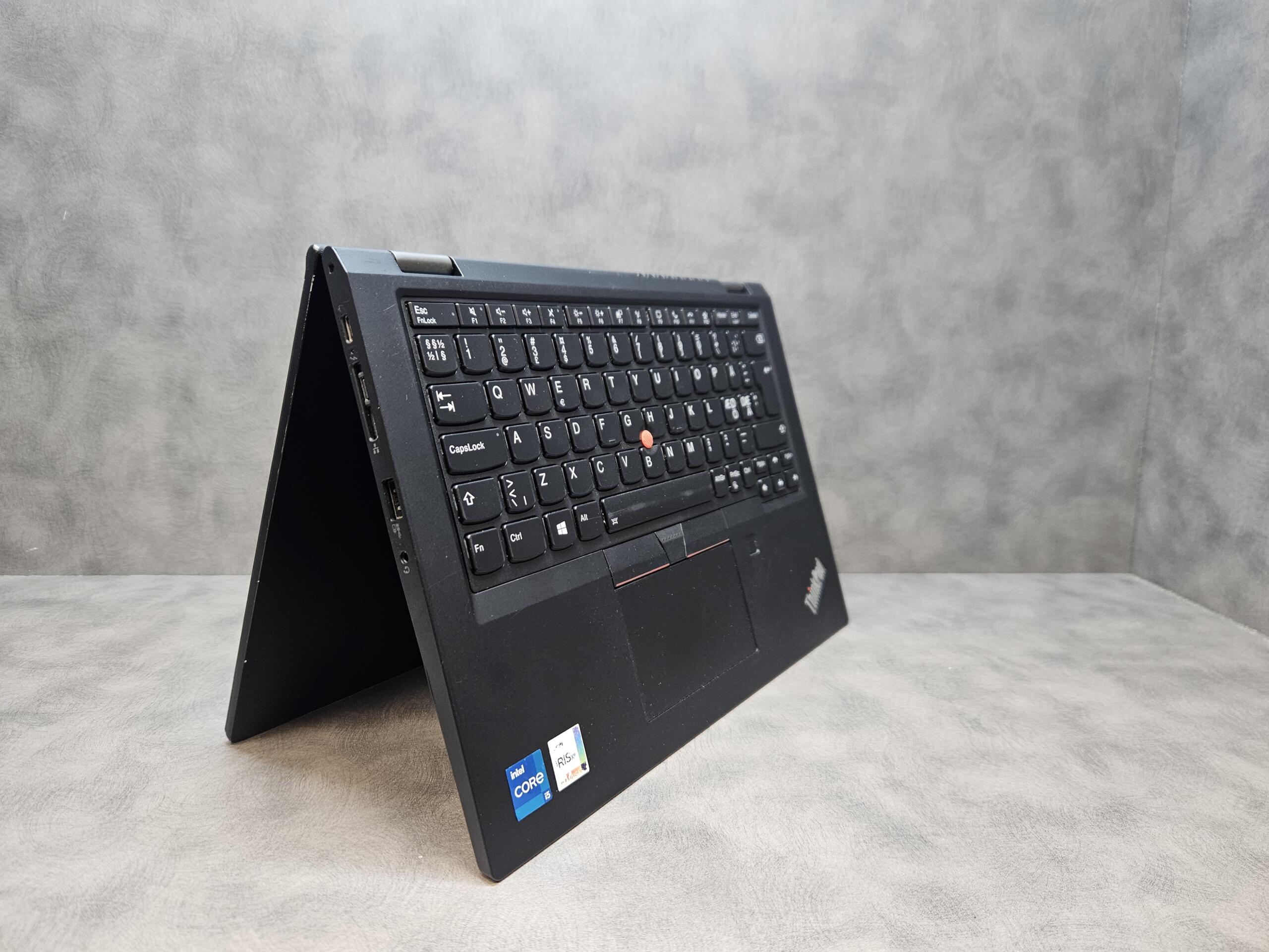 Lenovo ThinkPad Yoga L13 Gen2 | 13.3" FHD Touch | i5-1135G7 | 16GB | SSD 256 GB - Image 2