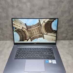 HUAWEI MateBook D 15 2021 | 15.6" FHD | i5-1135G7 | 8GB | SSD 256 GB