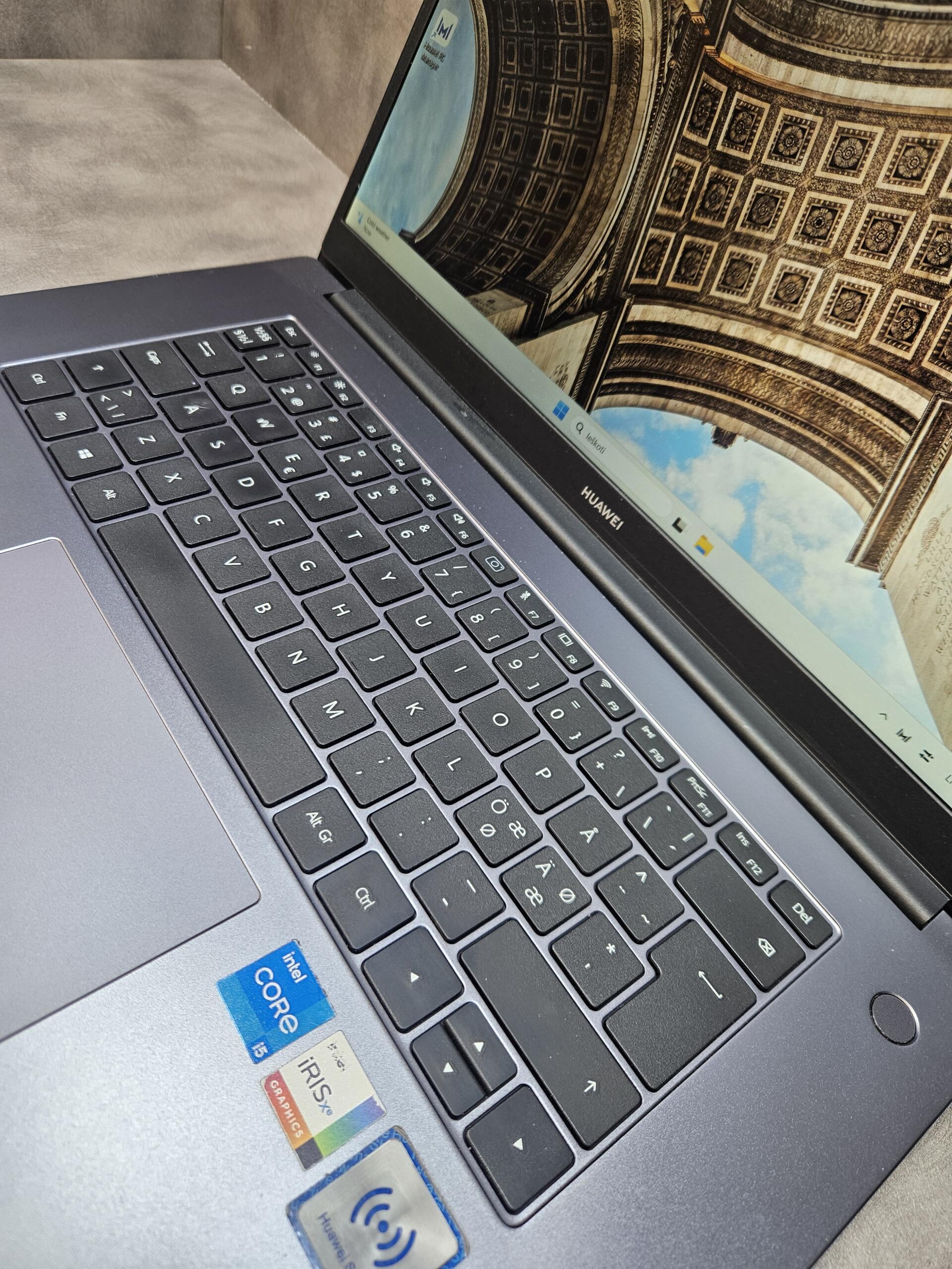 HUAWEI MateBook D 15 2021 | 15.6" FHD | i5-1135G7 | 8GB | SSD 256 GB - Image 2