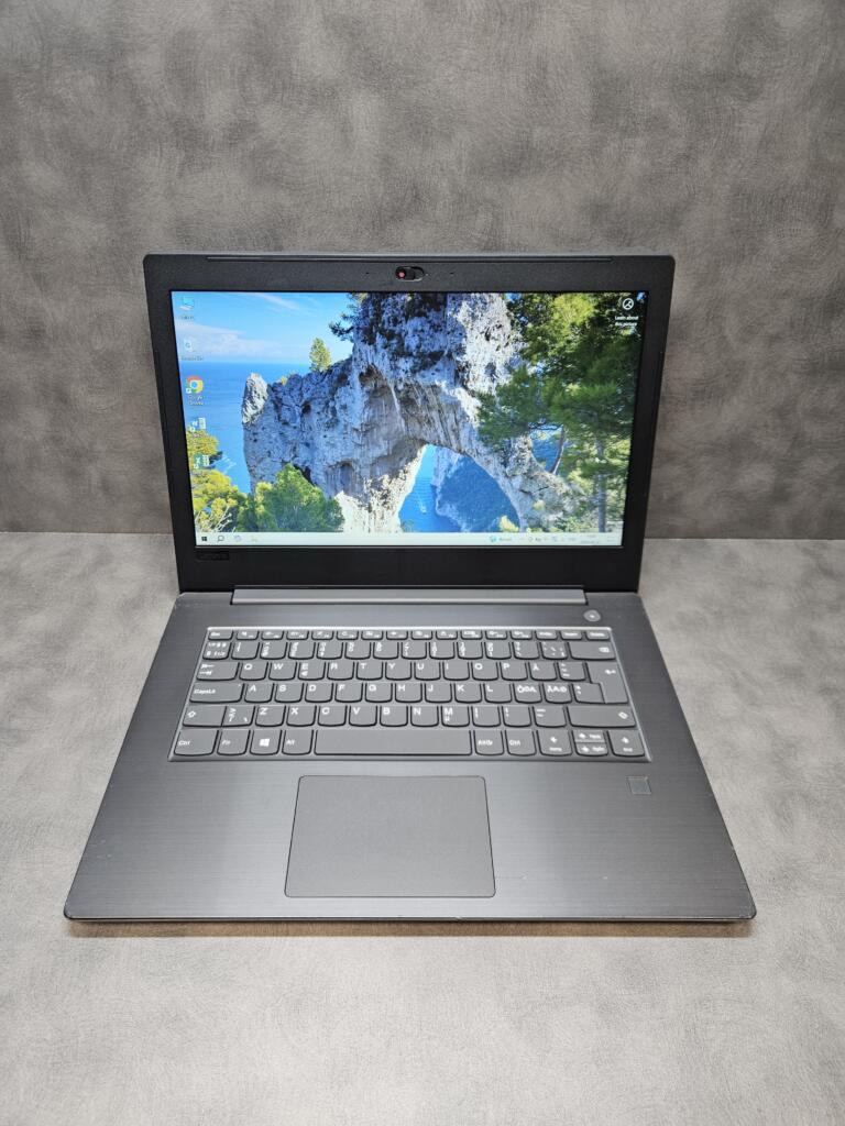 Lenovo V330-14IKB | 14'' FHD | i5-8250U | 8GB | SSD 256 GB