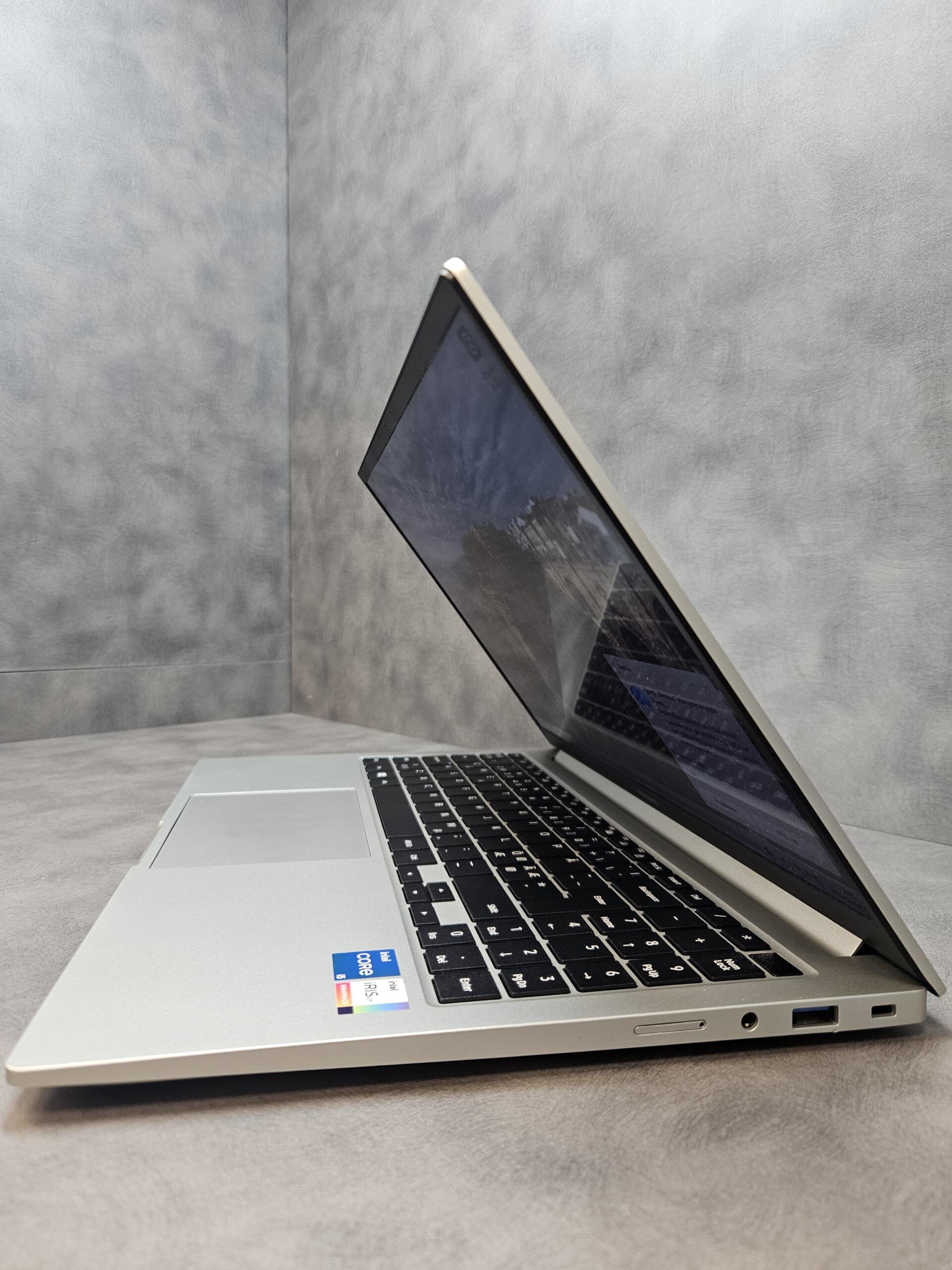 Samsung Galaxy Book LTE NP755XDA | 15.6" FHD | i5-1135G7 | 8GB | SSD 256 GB - Image 5