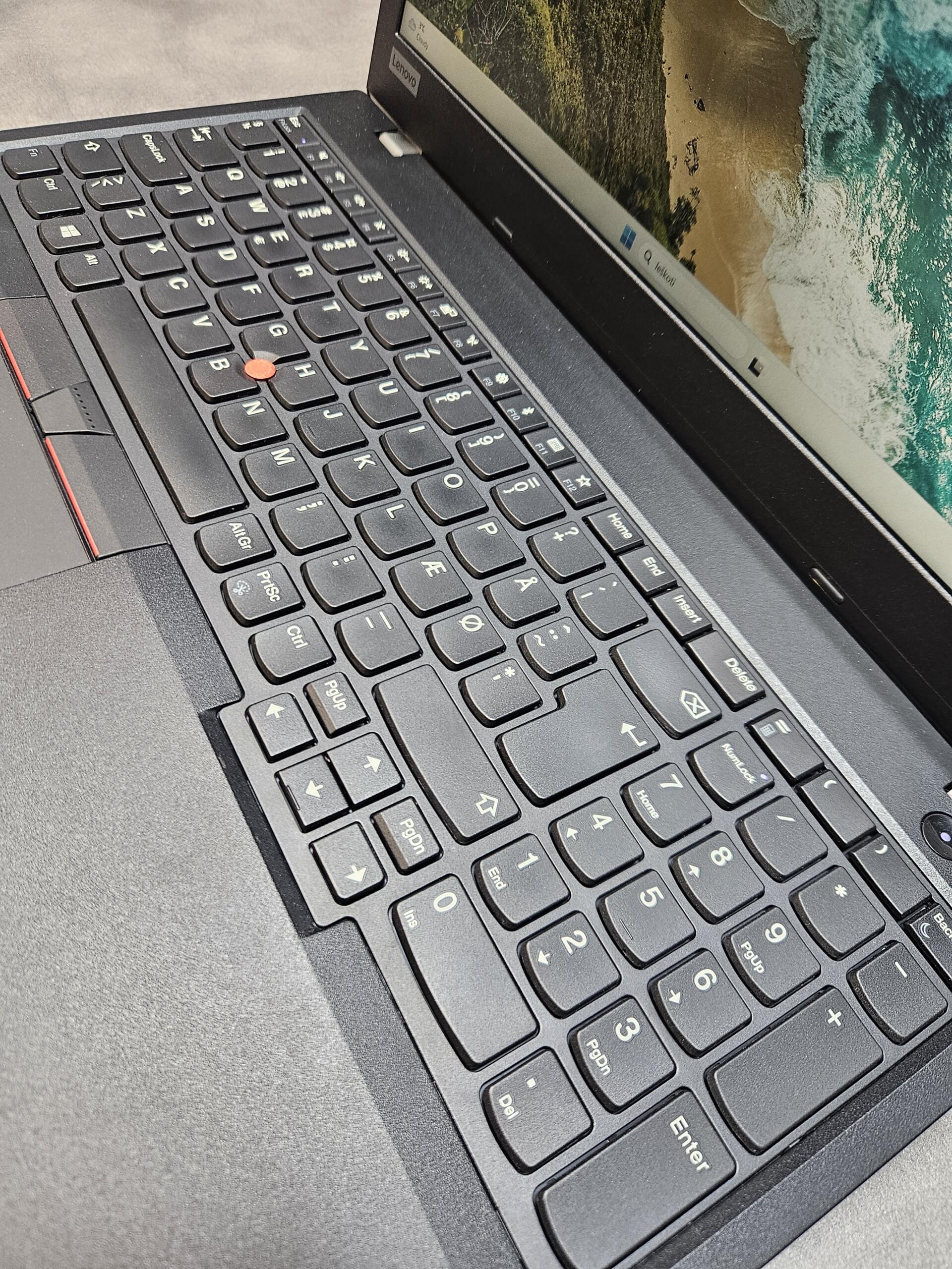 Lenovo ThinkPad L580 | 15.6'' HD | i3-8130U | 16GB | SSD 256 GB - Image 2