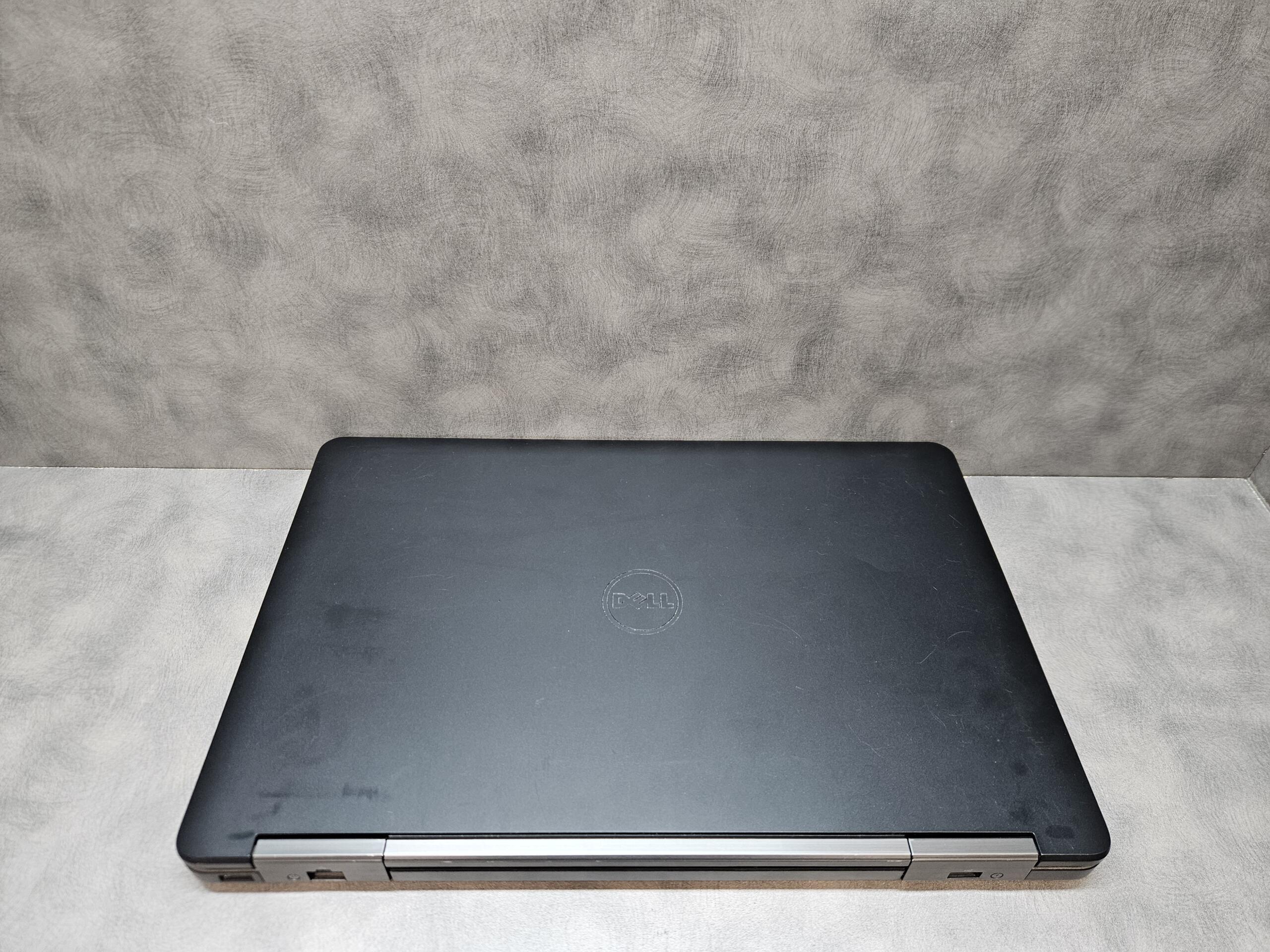 DELL Latitude E5540 | 15.6" FHD | i5-4300U | 8GB | SSD 120 GB | GeForce GT 720M 2GB - Image 6