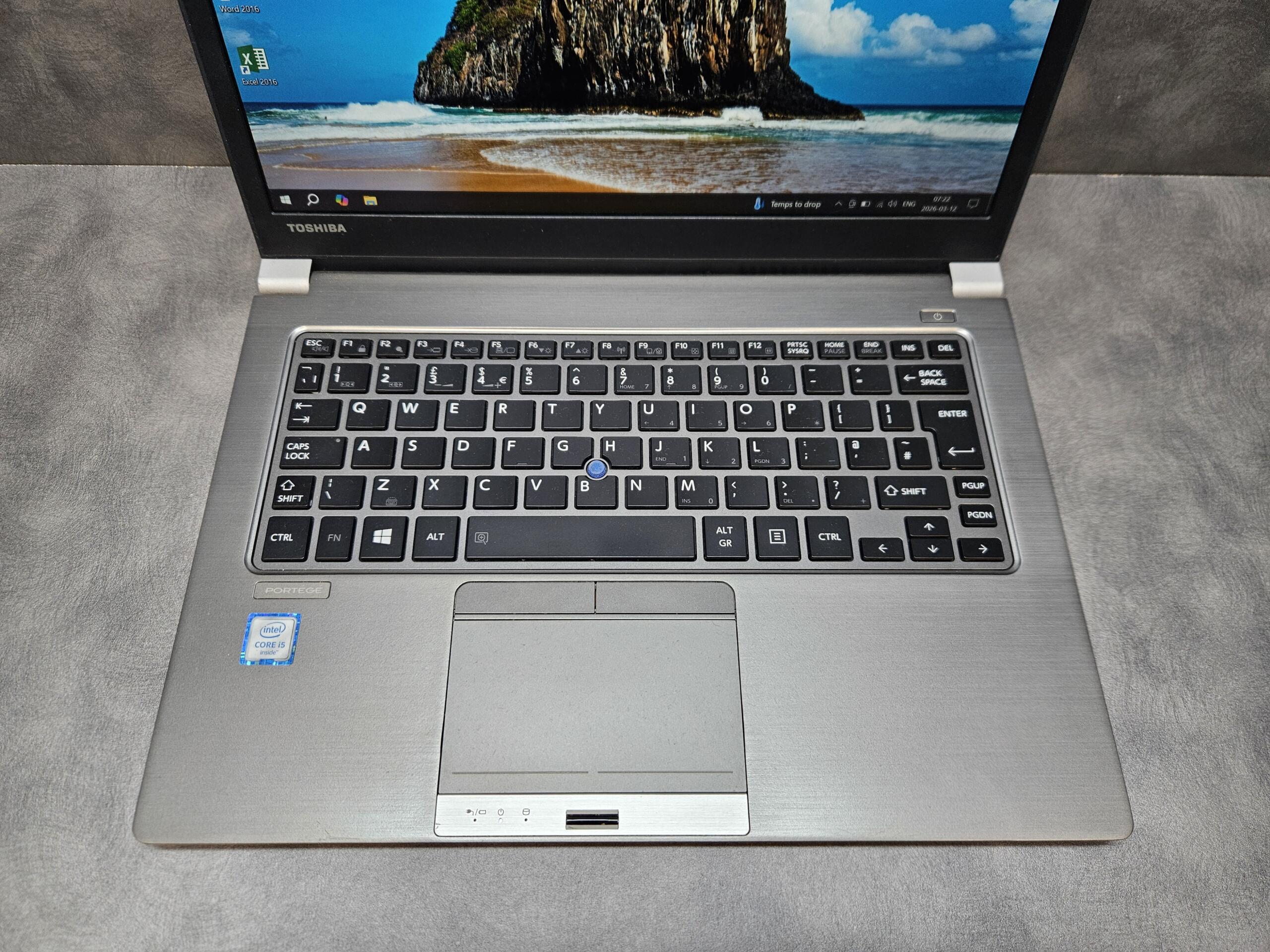 Toshiba Portege Z30-C-16J | 13.3" FHD IPS | i5-6200U | 8GB | SSD 256 GB - Image 2