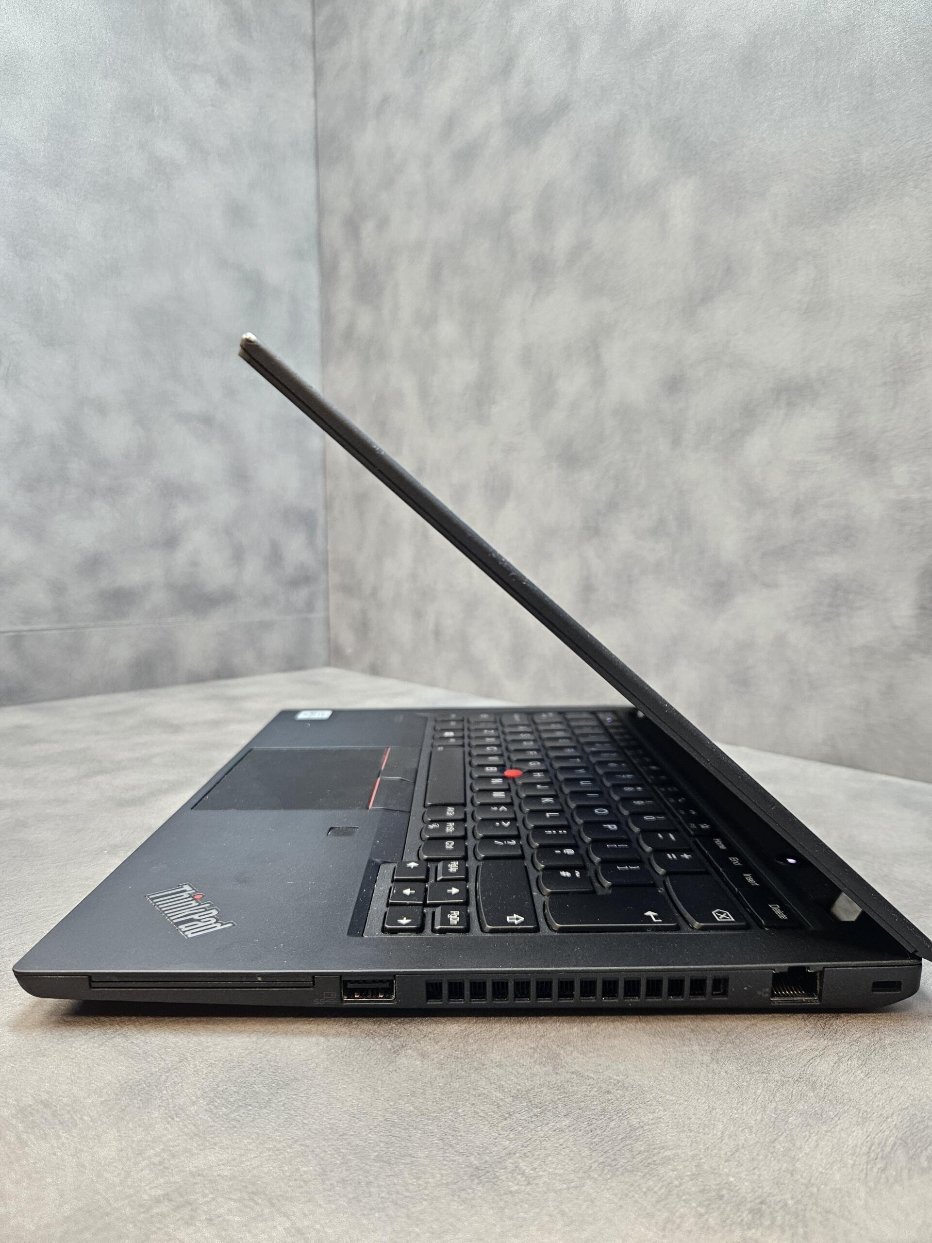 Lenovo ThinkPad T14 Gen1 | 14 FHD IPS | i5-10310U | 16GB | SSD 256 GB - Image 5