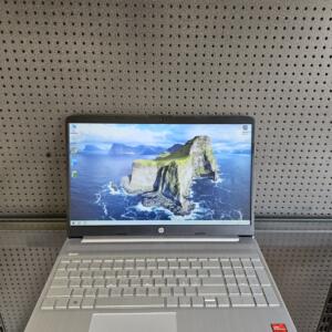 HP 15s-EQ1700NO | 15.6" FHD | Ryzen 3 3250U | 8GB | SSD 128 GB