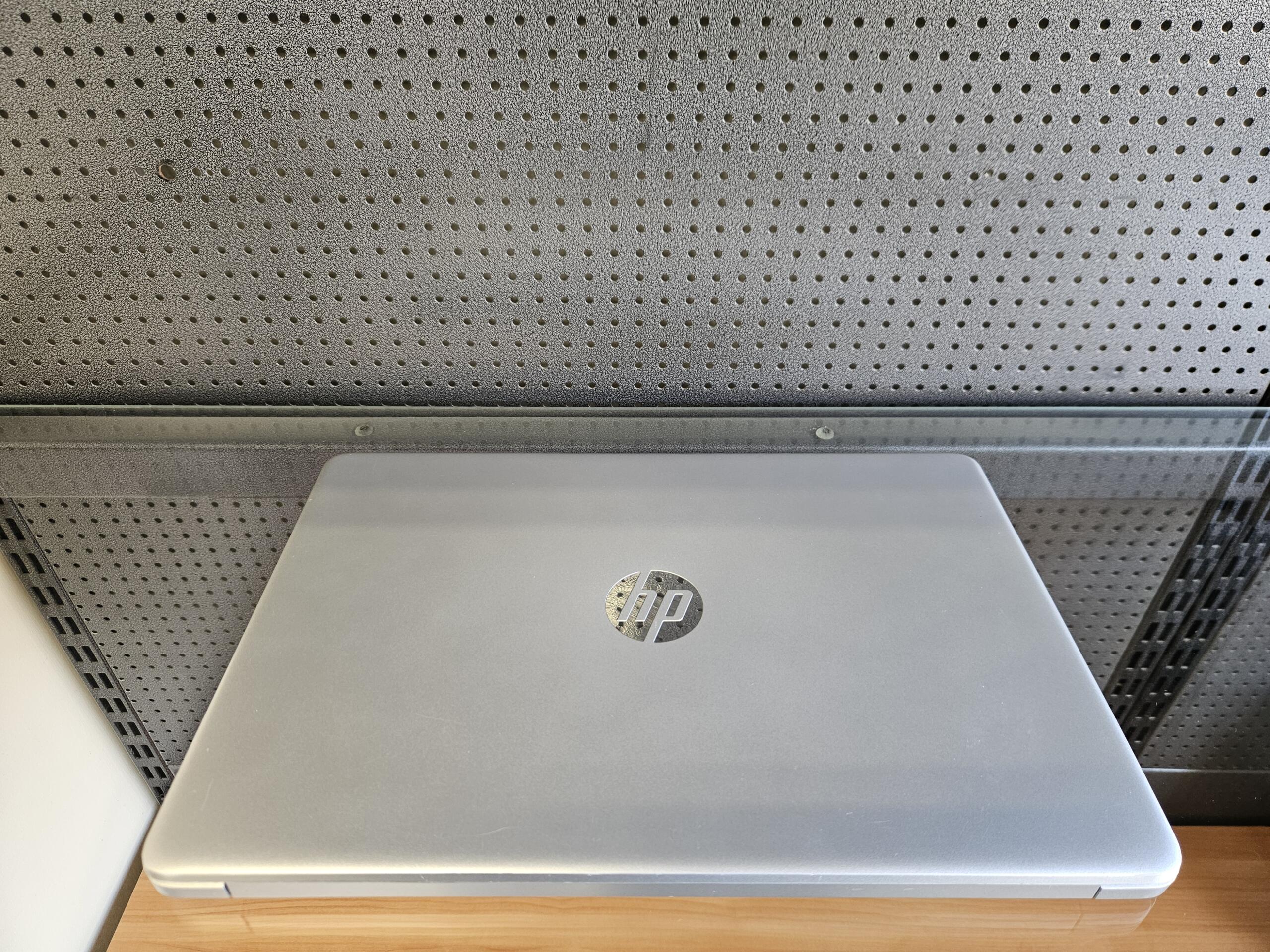 HP 15s-EQ1700NO | 15.6" FHD | Ryzen 3 3250U | 8GB | SSD 128 GB - Image 6