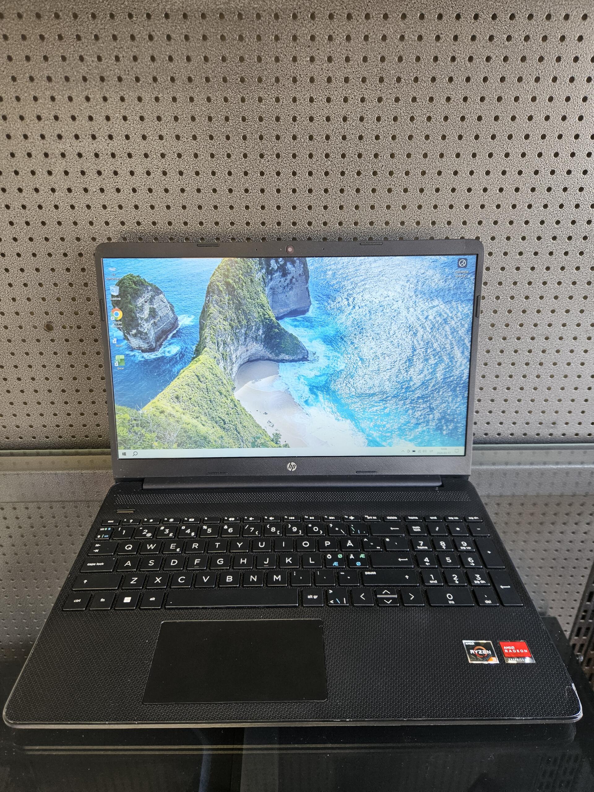 HP 15s-EQ1823NO | 15.6" FHD | Ryzen 3 3250U | 8GB | SSD 128 GB