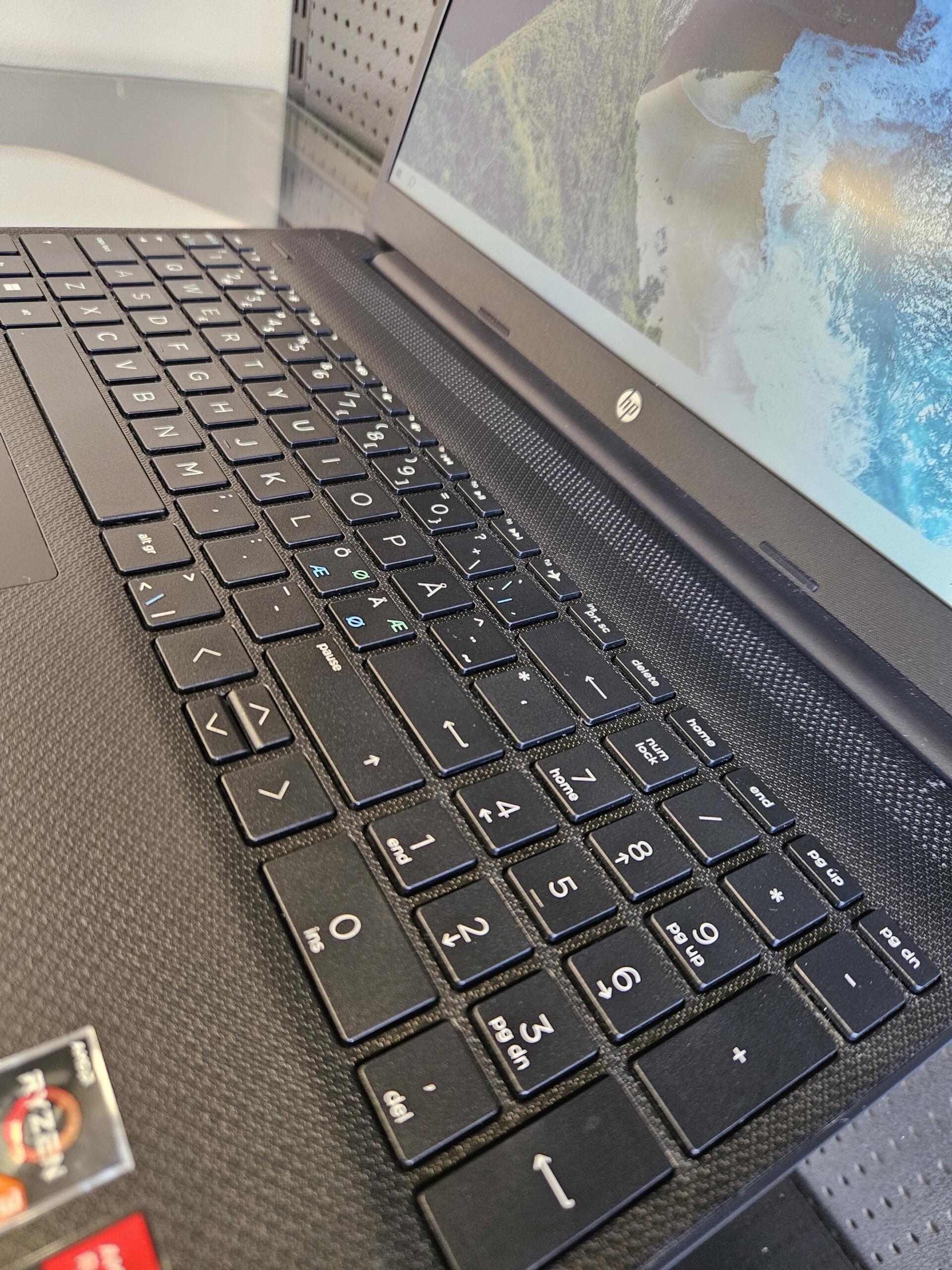 HP 15s-EQ1823NO | 15.6" FHD | Ryzen 3 3250U | 8GB | SSD 128 GB - Image 3