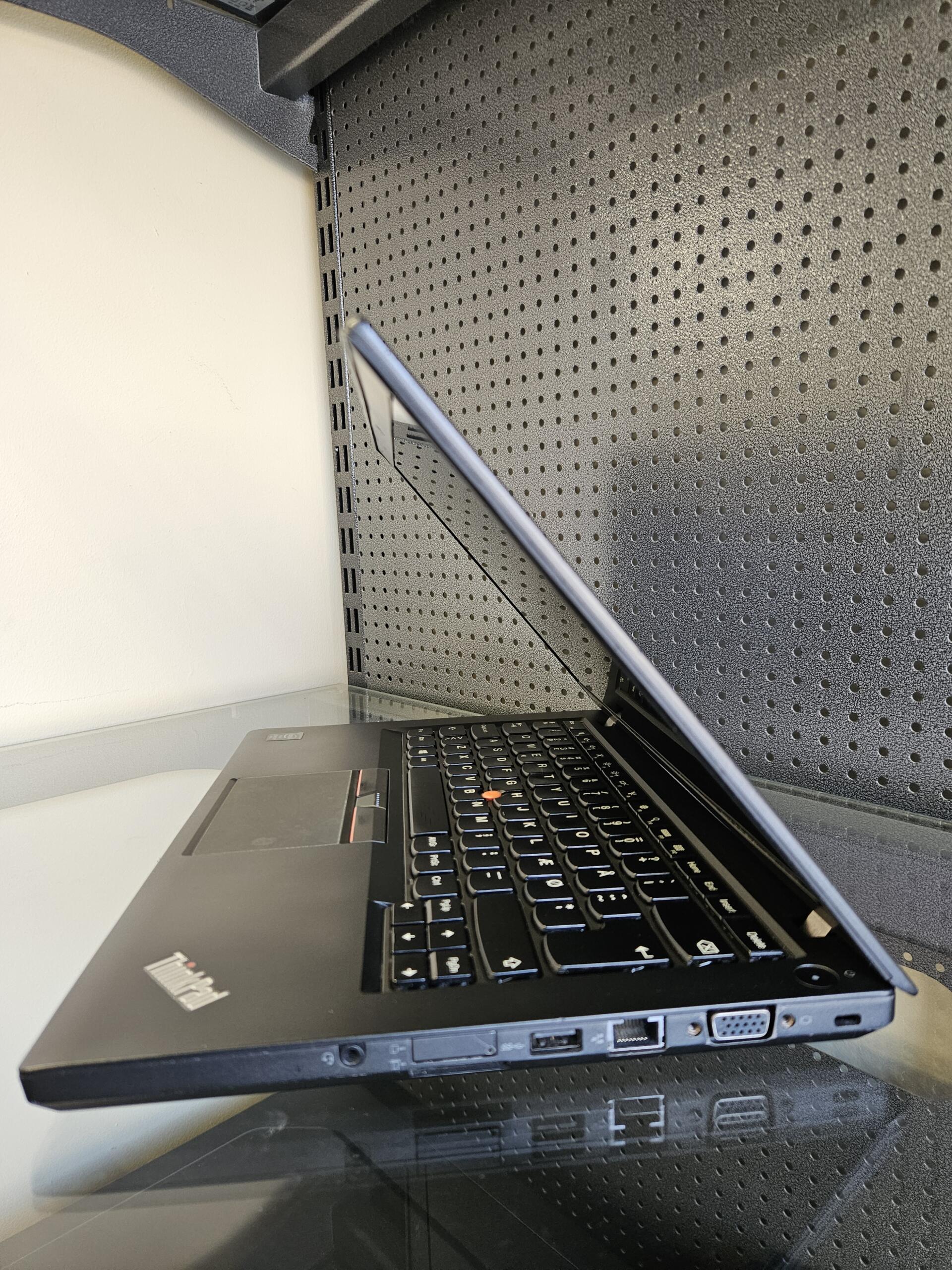 Lenovo ThinkPad T450s | 14.0" HD+ | i7-5600U | 8GB | SSD 128 GB - Image 5