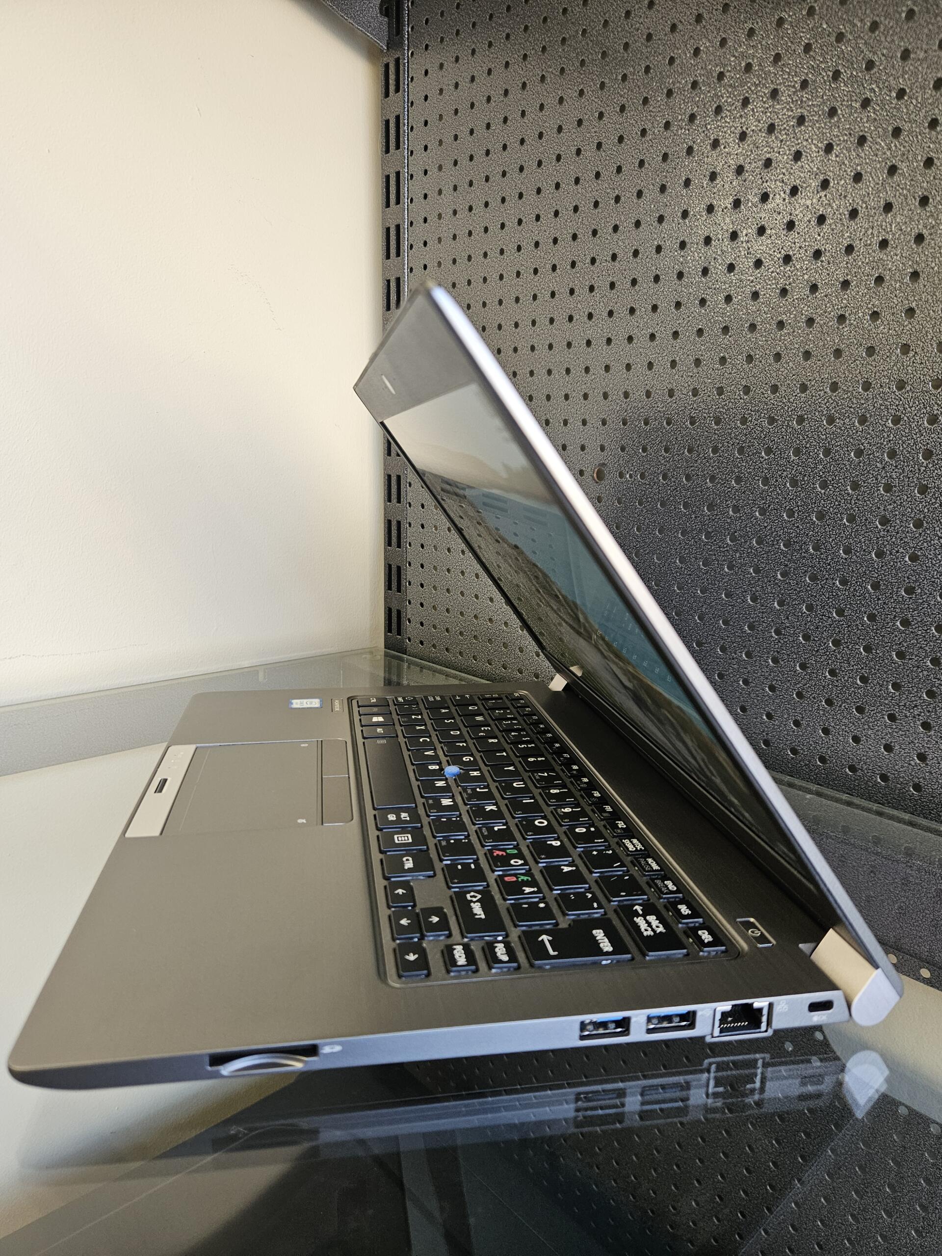 Toshiba Portege Z30-C-16J | 13.3" FHD IPS | i5-6200U | 8GB | SSD 256 GB - Image 5