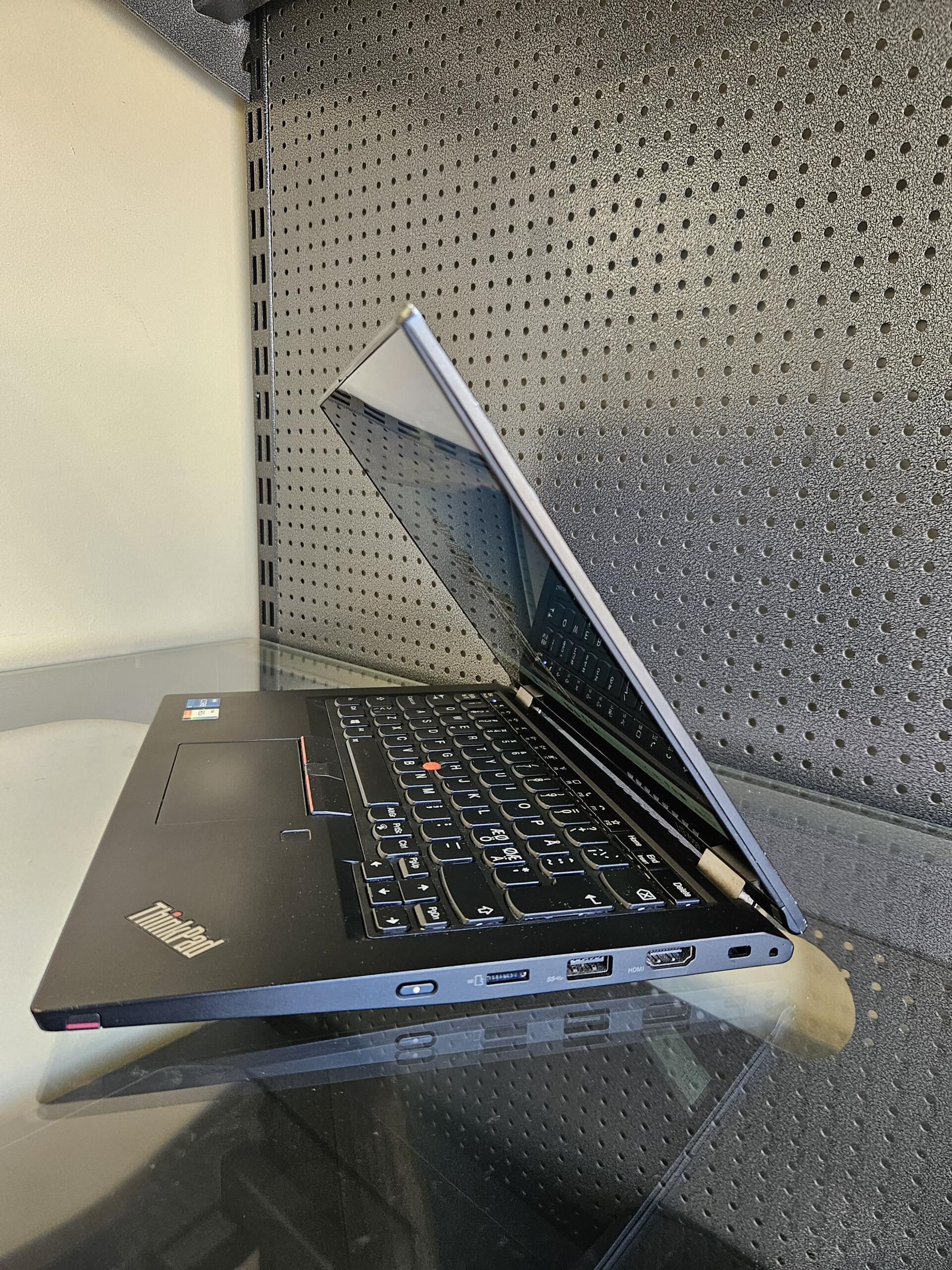 Lenovo ThinkPad Yoga L13 Gen2 | 13.3" FHD Touch | i5-1135G7 | 16GB | SSD 256 GB - Image 7