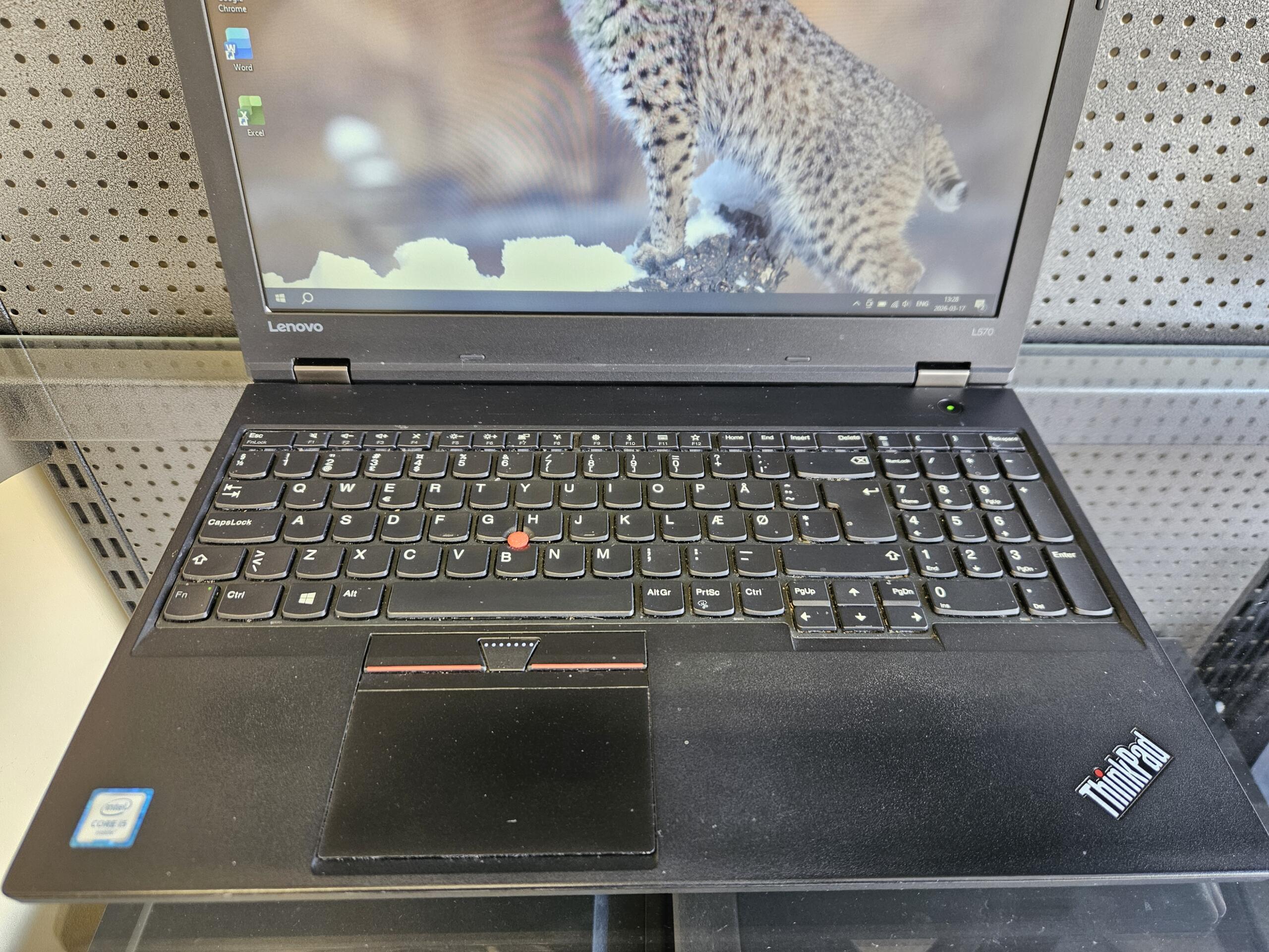 Lenovo Thinkpad L570 | 15.6" FHD | i5-6300U | 16GB | SSD 256 GB - Image 2