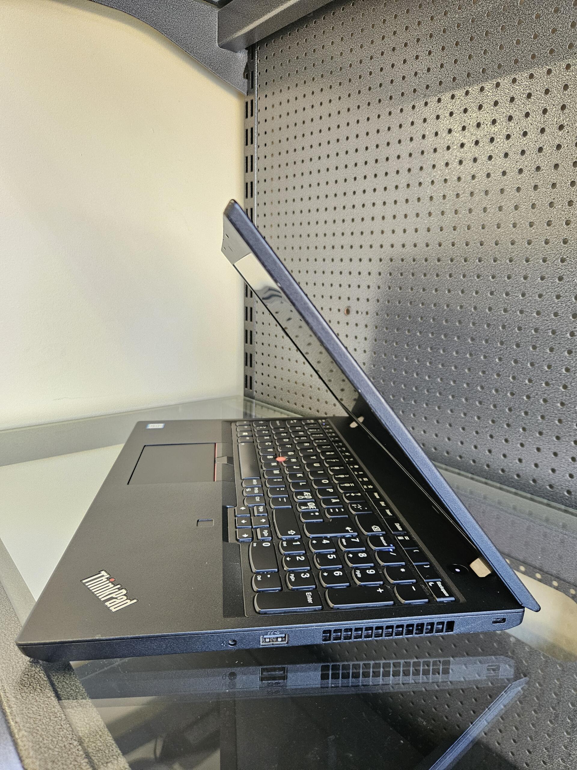 Lenovo ThinkPad L590 | 15.6'' FHD | i5-8265U | 16GB | SSD 256 GB - Image 5