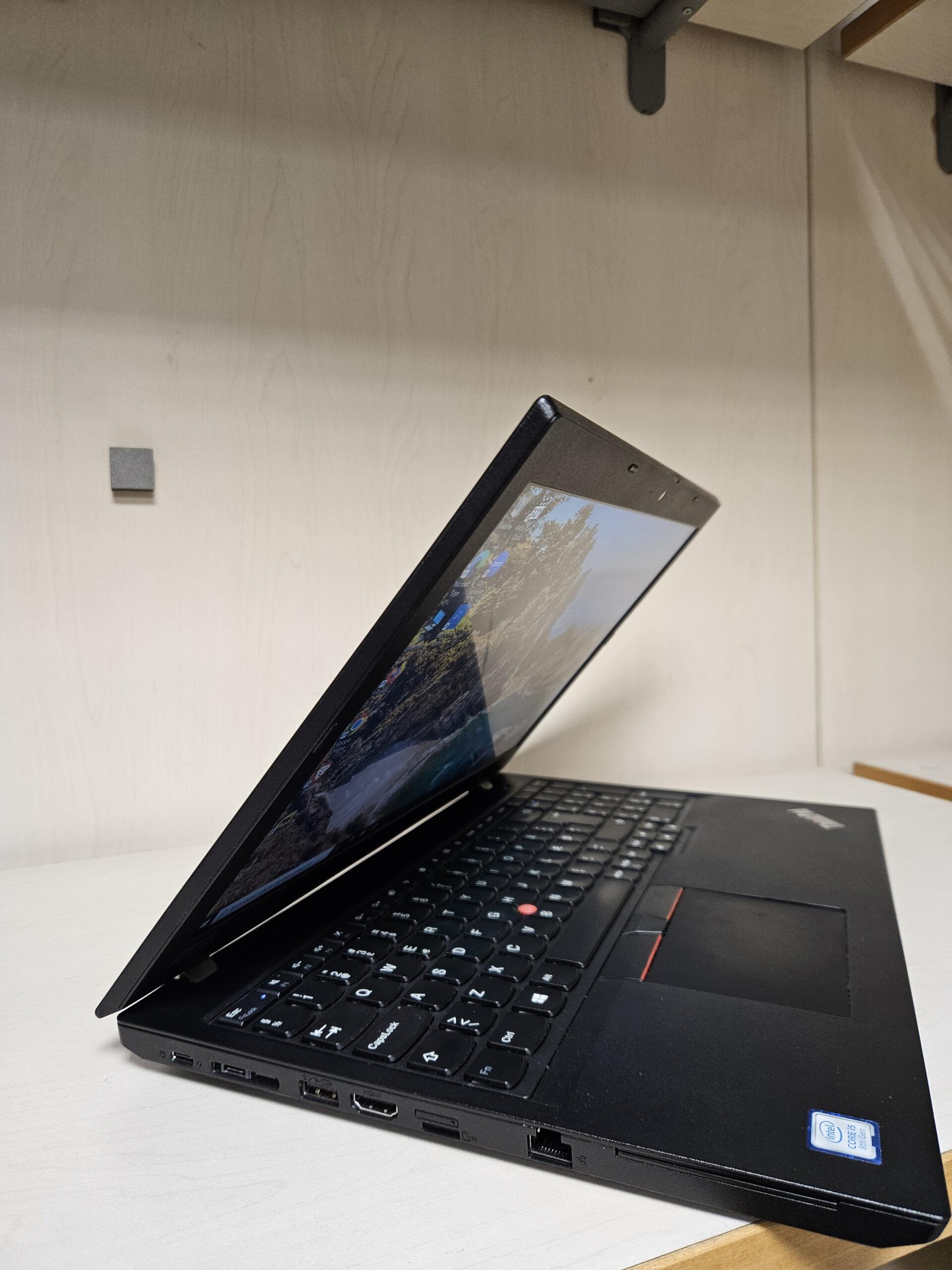 Lenovo ThinkPad L590 | 15.6'' FHD IPS | i5-8265U | 8GB | SSD 256 GB - Image 3