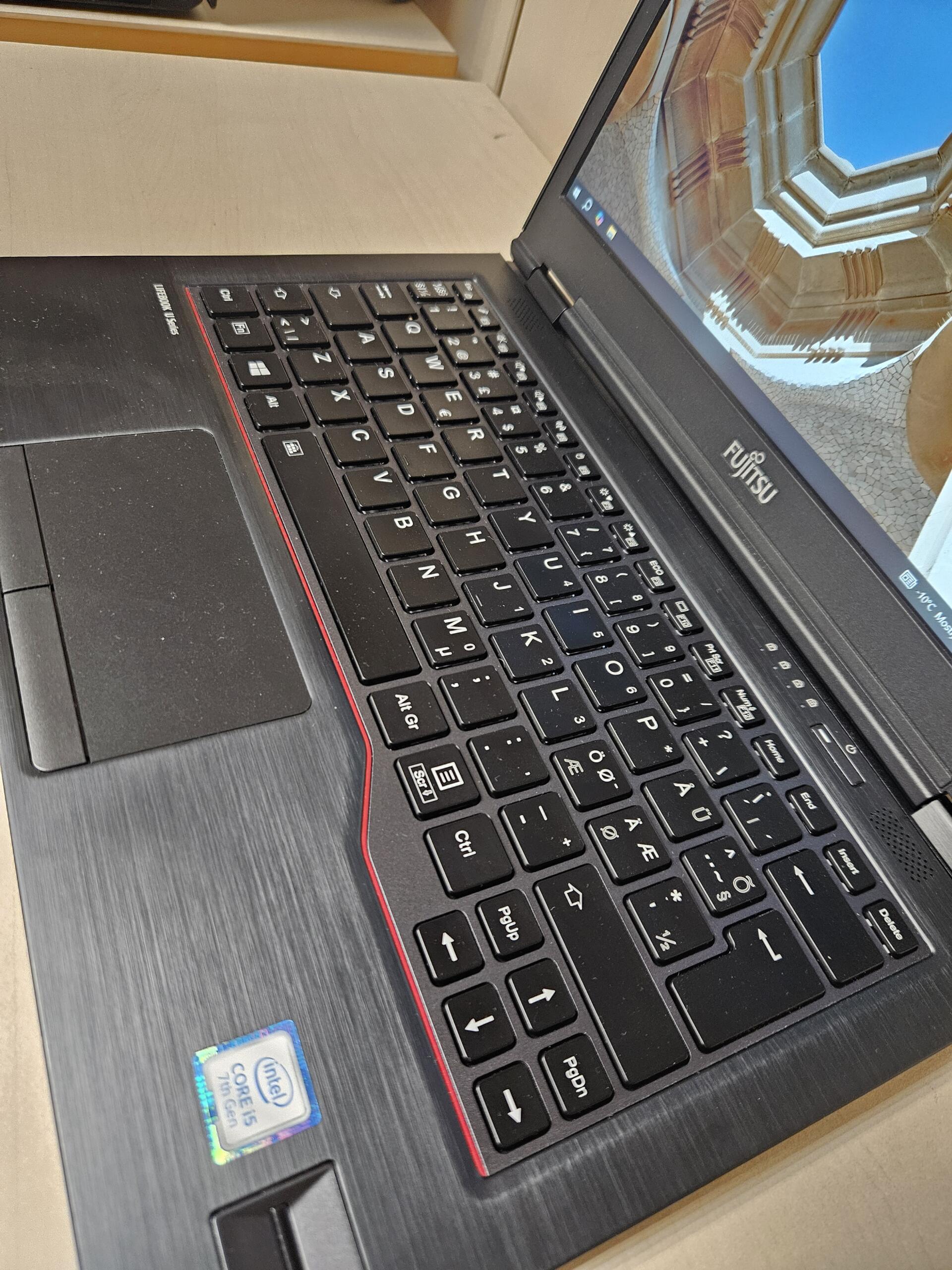 Fujitsu LifeBook U727 | 12.5" FHD IPS | i5-7200U | 8GB | SSD 128 GB - Image 3