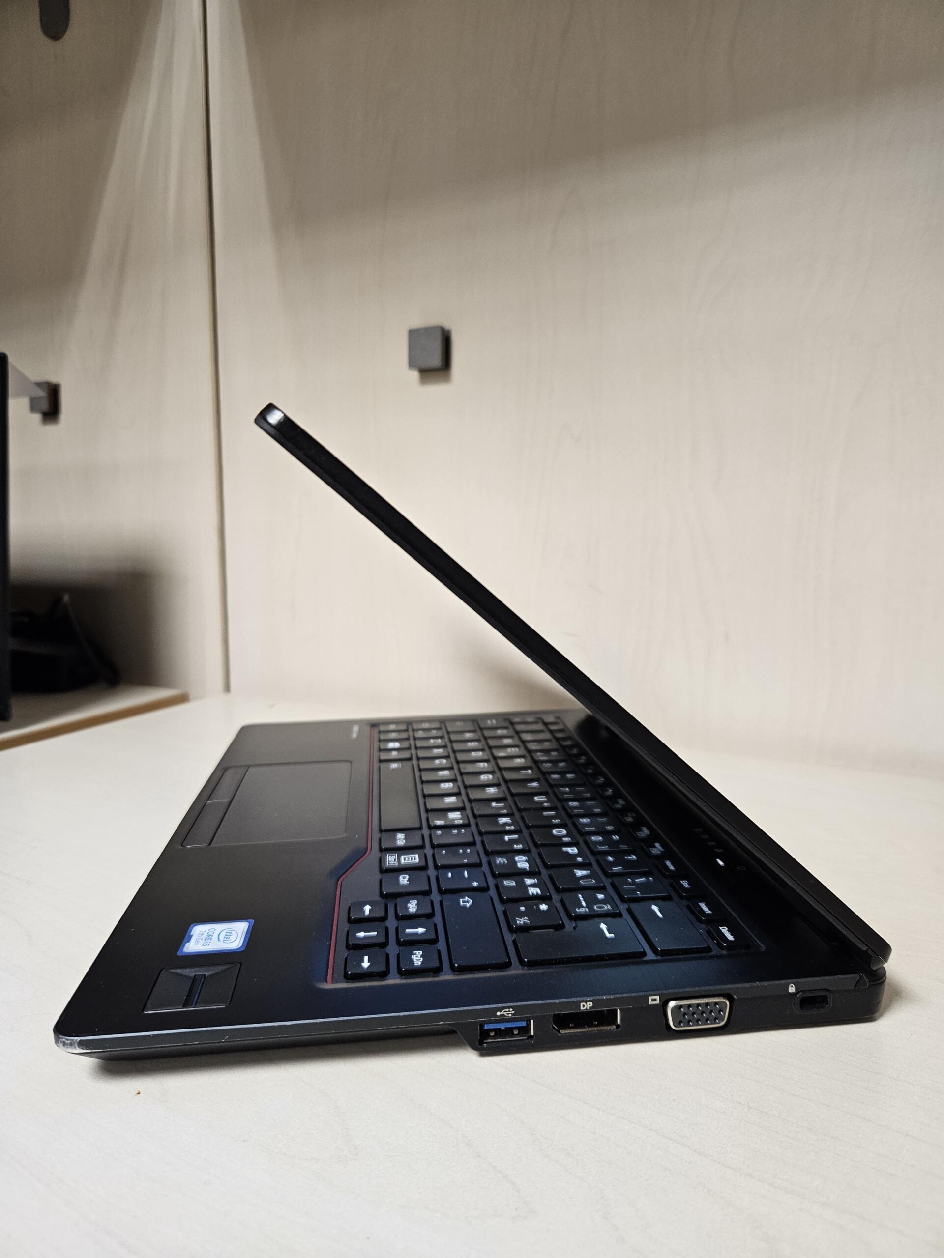 Fujitsu LifeBook U727 | 12.5" FHD IPS | i5-7200U | 8GB | SSD 128 GB - Image 5