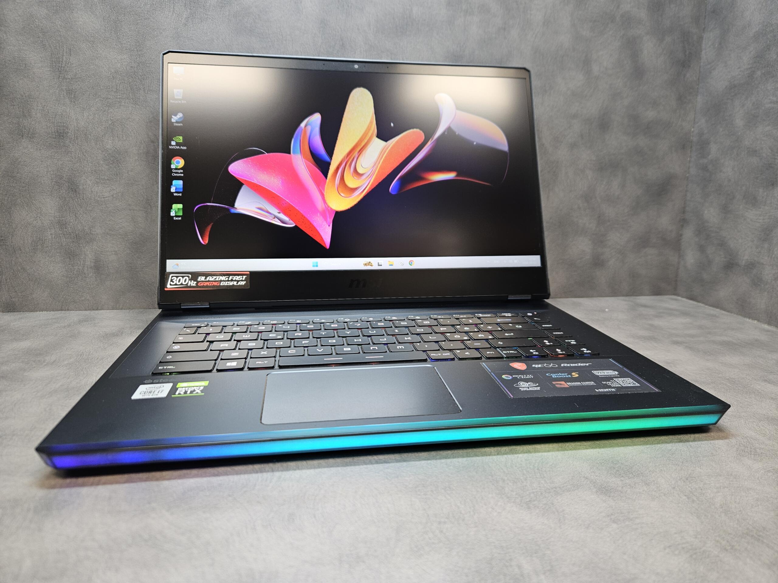 MSI Raider GE66 | 15.6" FHD 300 Hz | i7-10875H | 16GB | SSD 512 GB - Image 2