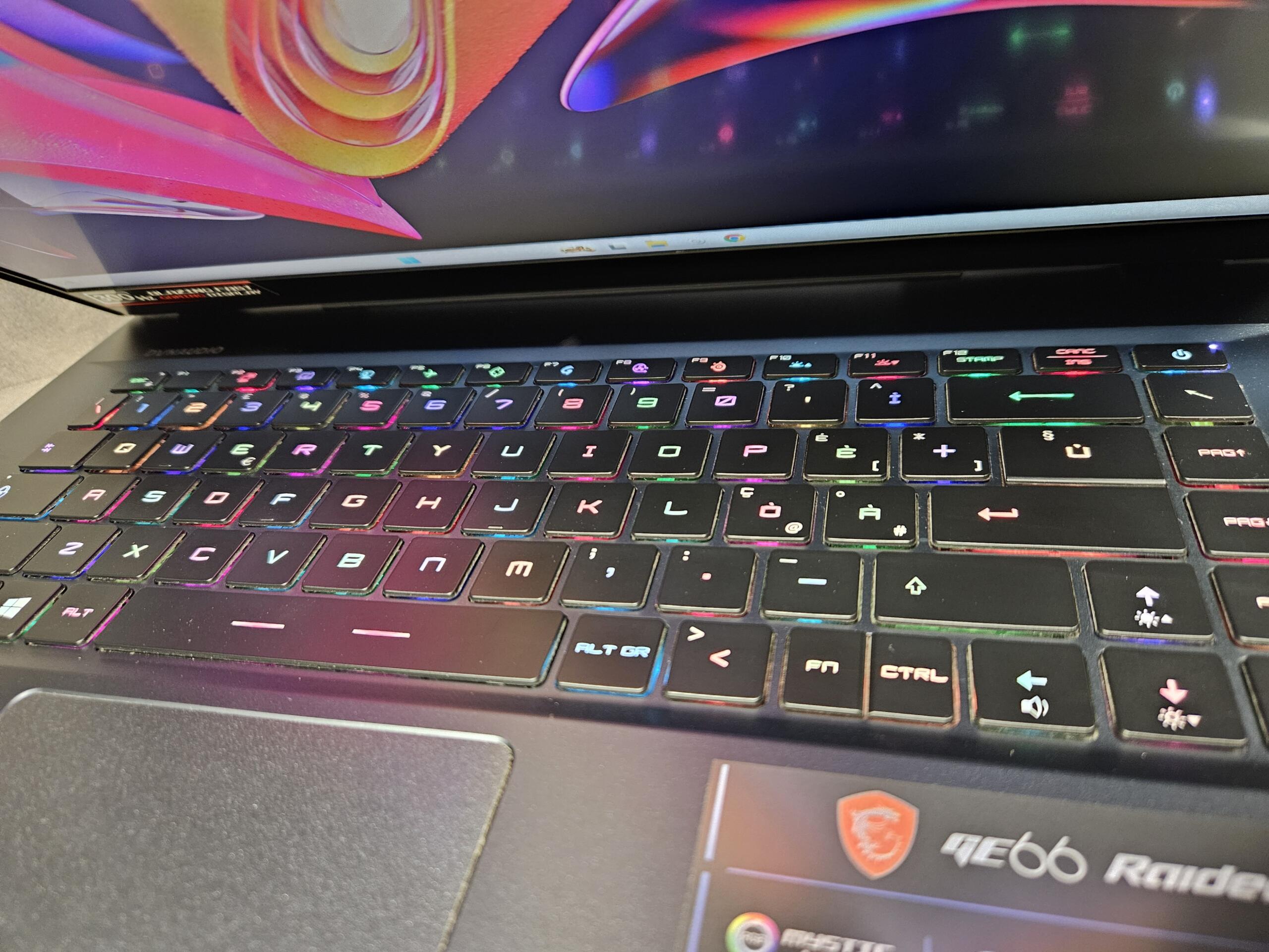 MSI Raider GE66 | 15.6" FHD 300 Hz | i7-10875H | 16GB | SSD 512 GB - Image 7