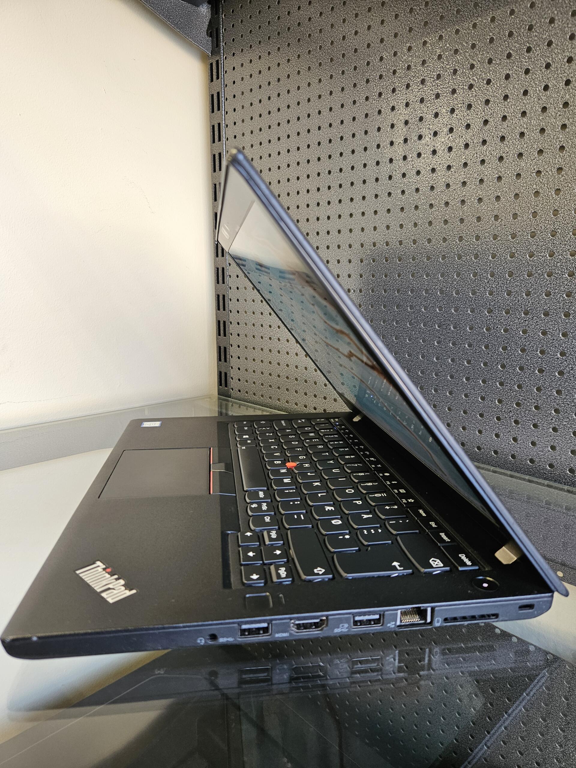Lenovo ThinkPad T480 | 14" FHD IPS Touch | i5-8350U | 8GB | SSD 256 GB - Image 5