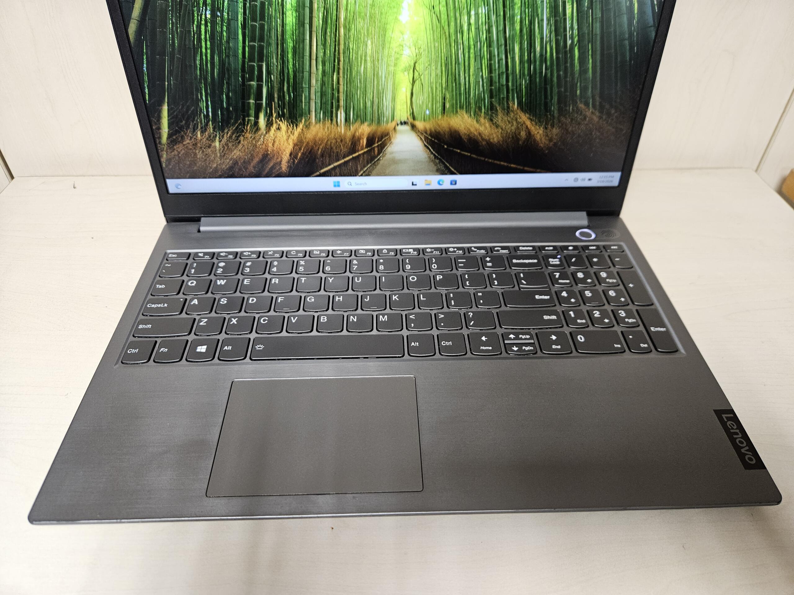 Lenovo ThinkBook 15-IIL | 15.6" FHD IPS | i5-1035G1 | 8GB | SSD 256 GB - Image 2