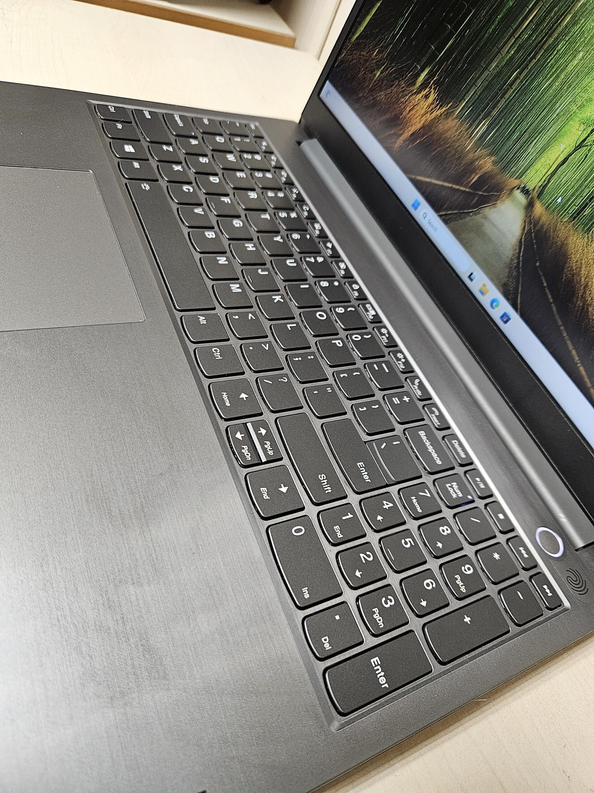 Lenovo ThinkBook 15-IIL | 15.6" FHD IPS | i5-1035G1 | 8GB | SSD 256 GB - Image 3