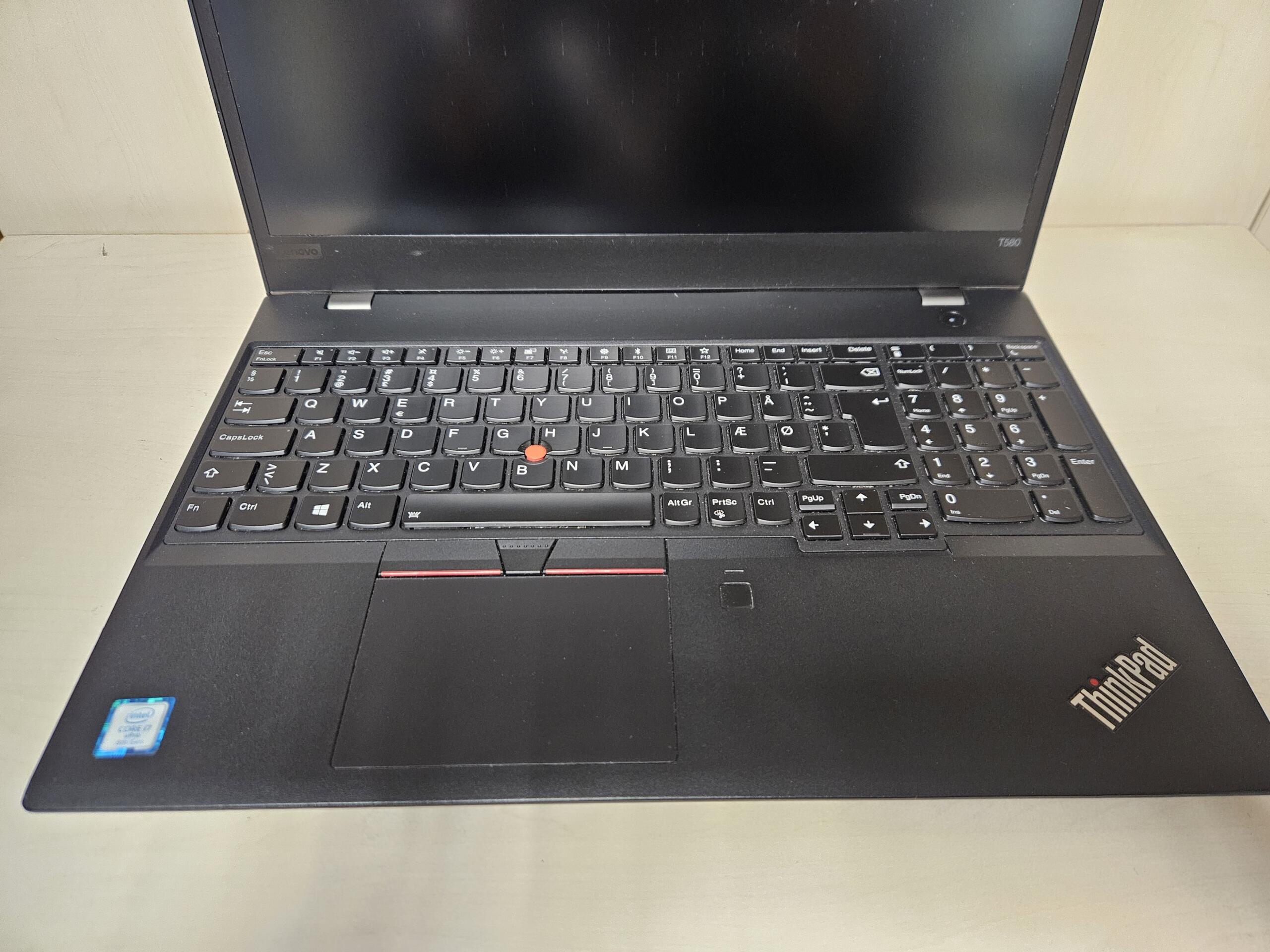 Lenovo ThinkPad T580 | 15.6'' 4K | i7-8650U | 16GB | SSD 256 GB - Image 2