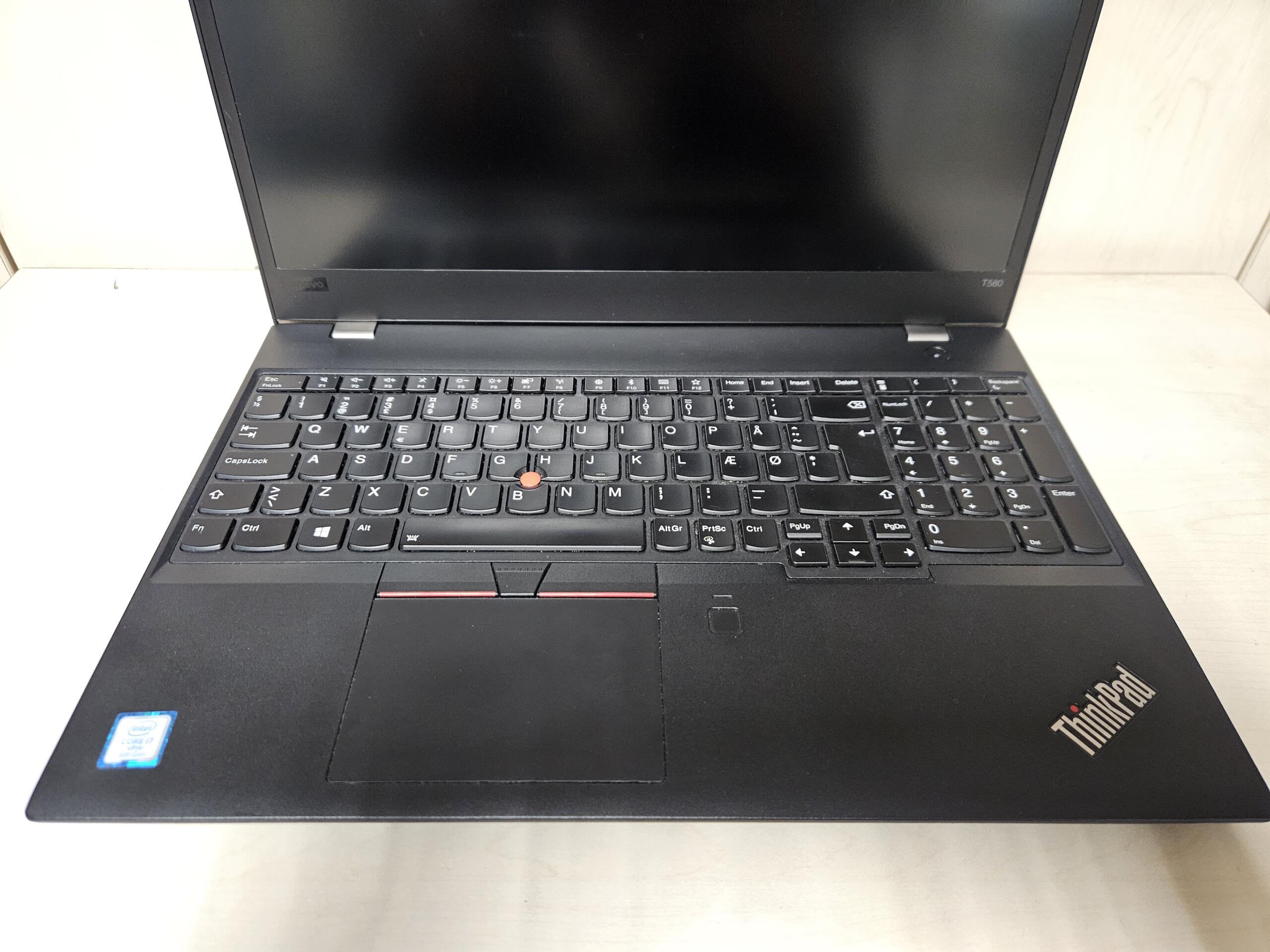 Lenovo ThinkPad T580 | 15.6'' 4K | i7-8650U | 16GB | SSD 256 GB - Image 2