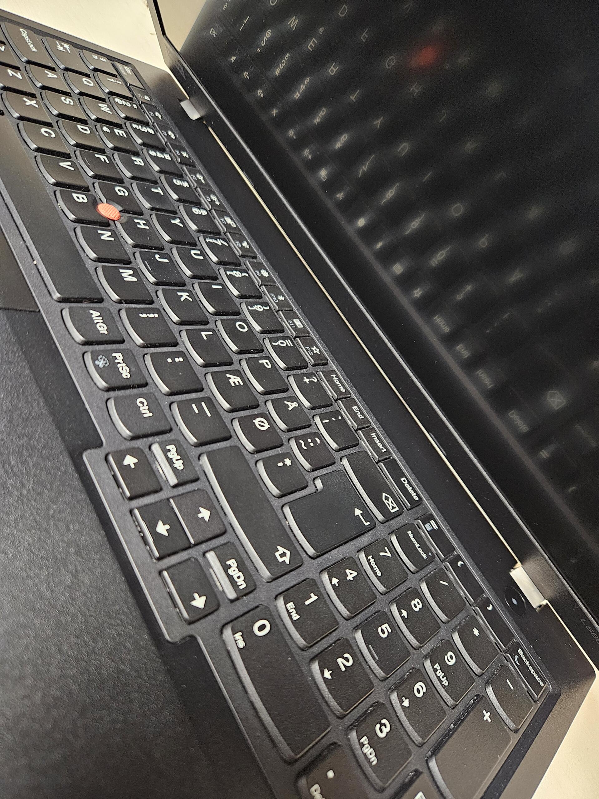 Lenovo ThinkPad L580 | 15.6'' FHD | i3-8130U | 16GB | SSD 256 GB - Image 3