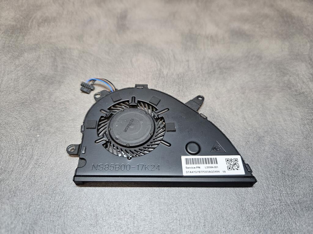 Aušintuvas HP Pavilion 15-cs3900na