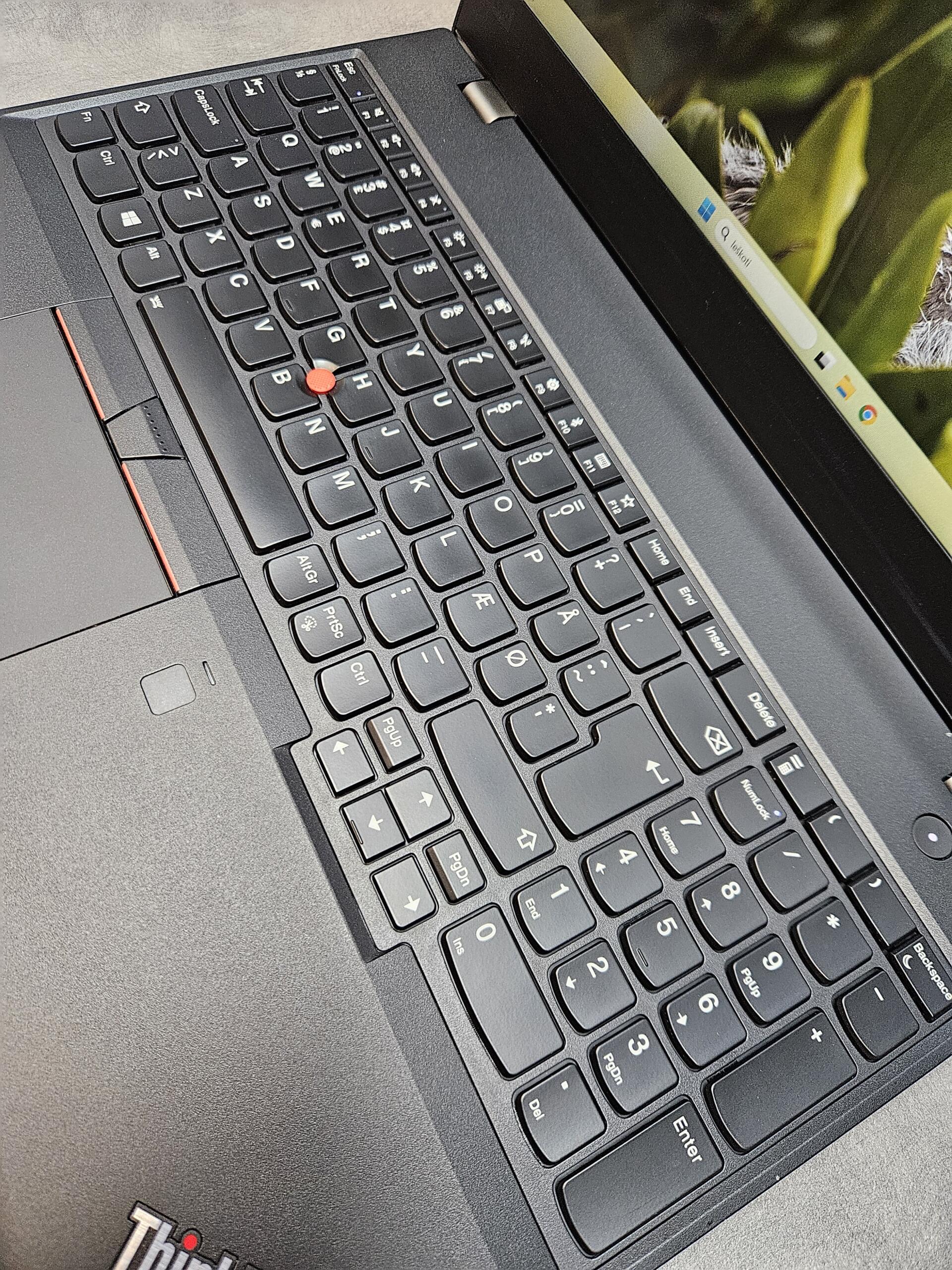 Lenovo ThinkPad T580 | 15.6″ FHD | i5-8250U | 16GB | SSD 256 GB - Image 3