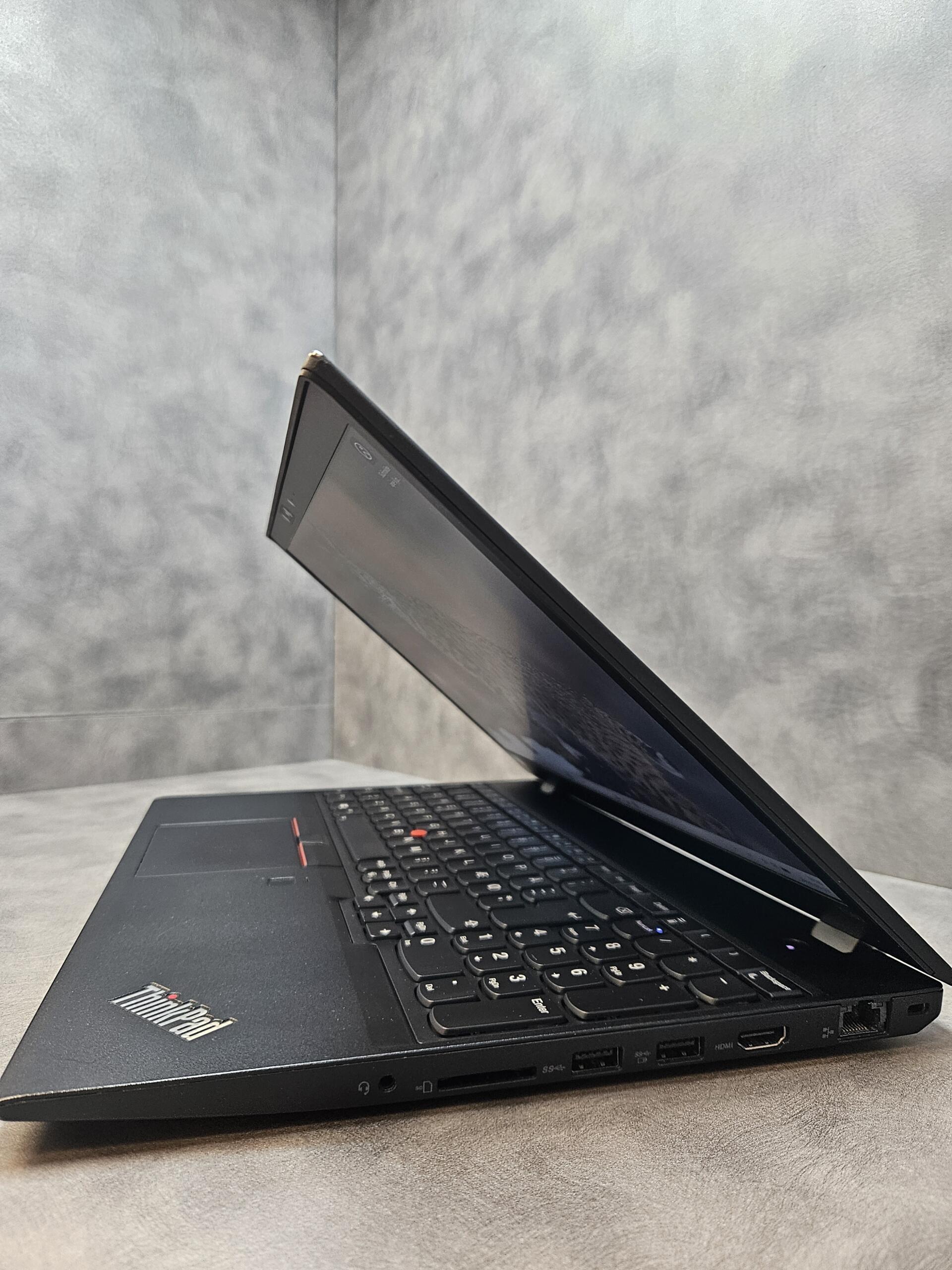 Lenovo ThinkPad T580 | 15.6″ 4K | i7-8650U | 16GB | SSD 256 GB - Image 5