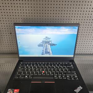 Lenovo ThinkPad E14 Gen2 | 14.0" FHD | Ryzen 5 4500U | 8GB | SSD 256 GB