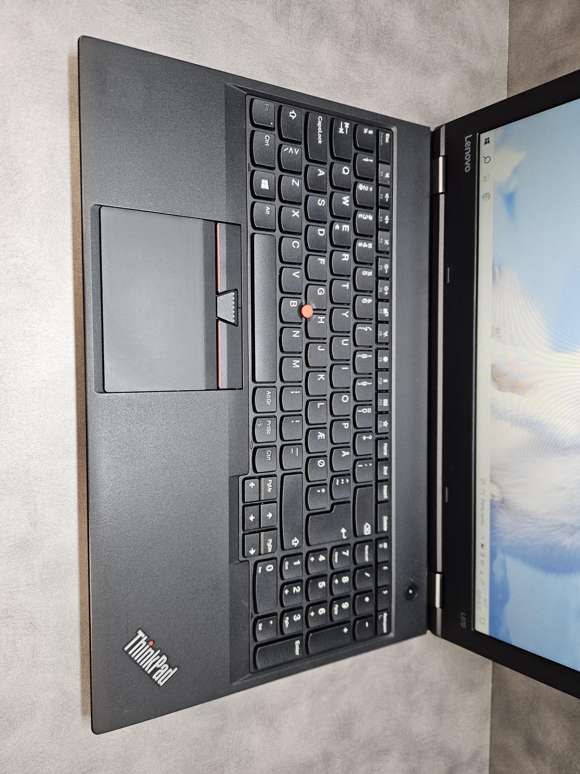 Lenovo ThinkPad L570 | 15.6″ HD | i5-6300U | 8GB | SSD 256 GB - Image 2