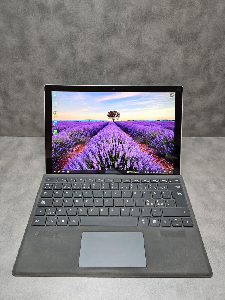 Microsoft Surface 1796 | 12.3" QHD + Touch | i5-7300U | 16GB | SSD 256 GB