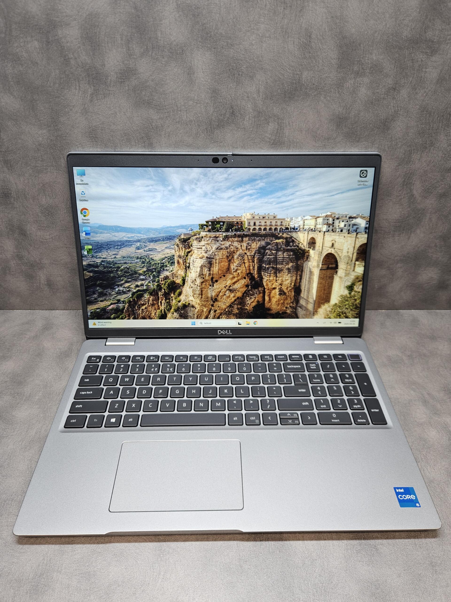 Dell Latitude 5520 | 15.6" FHD | i5-1135G7 | 16GB | SSD 256 GB