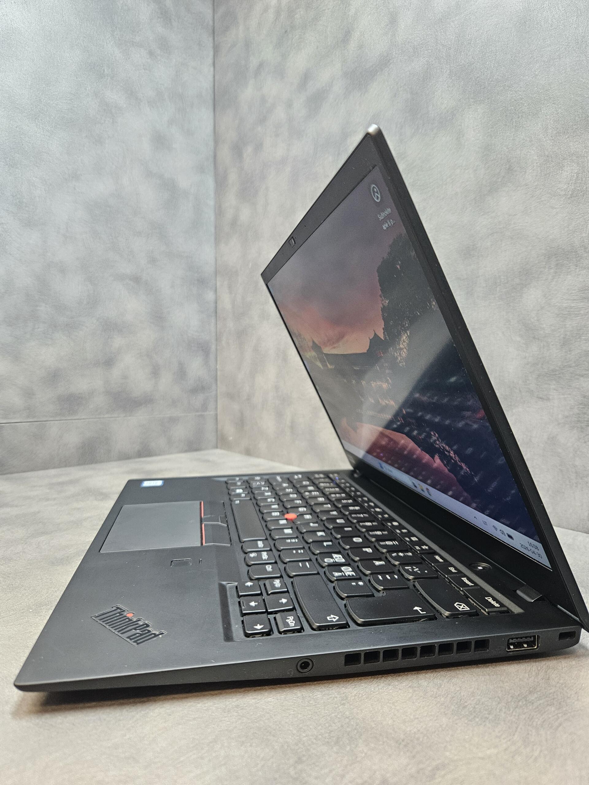 Lenovo ThinkPad X1 Carbon 6th. | 14.0" FHD IPS | i7-8550U | 16GB | SSD 256 GB - Image 4