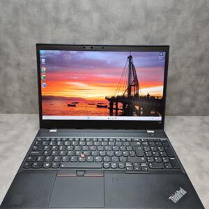 Lenovo Thinkpad T580 | 15.6" 4K IPS | i7-8650U | 8GB | SSD 256 GB
