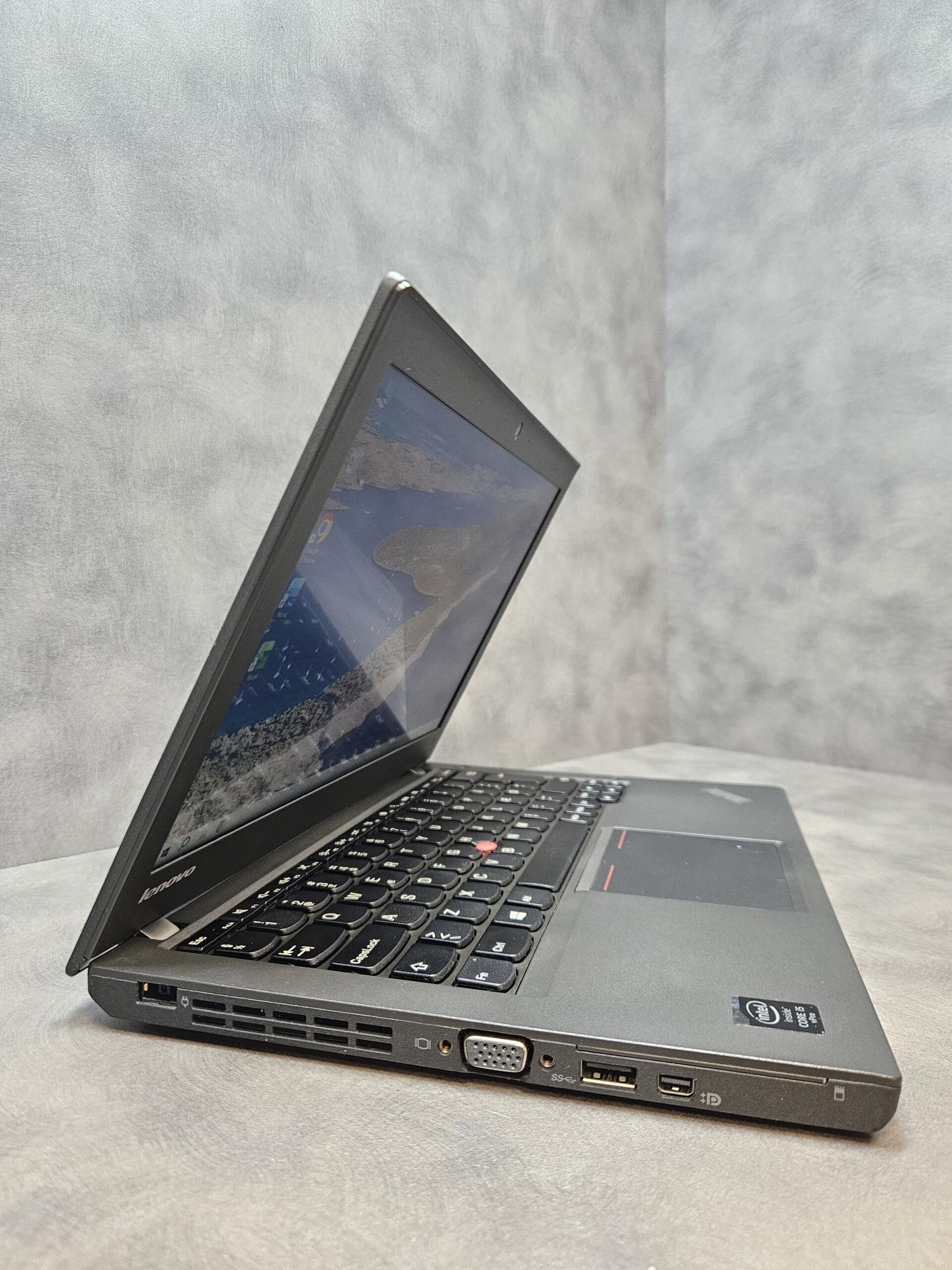 Lenovo ThinkPad X240 | 12.5" HD | i5-4300 | 8GB | SSD 128 GB - Image 3