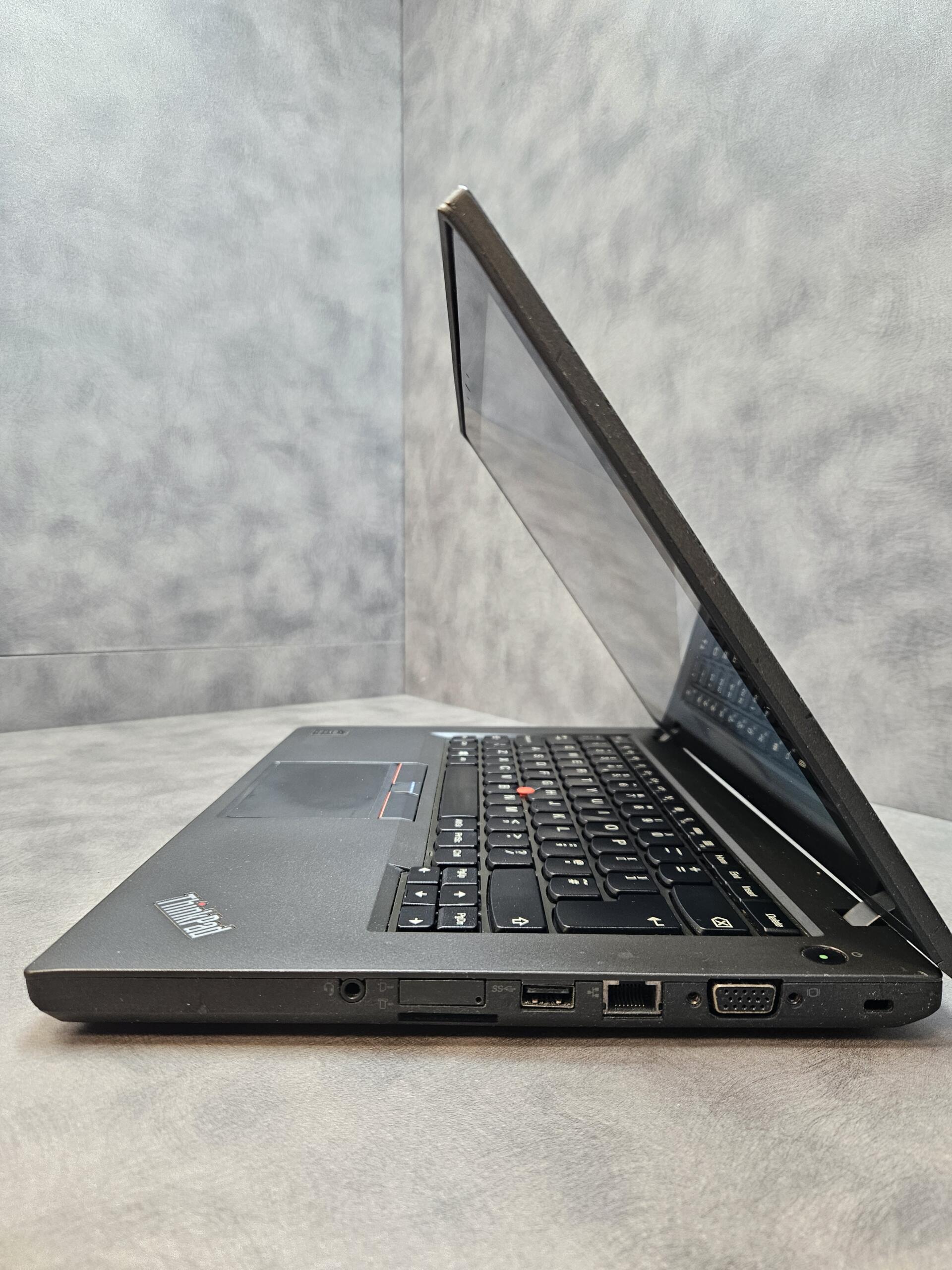 Lenovo ThinkPad T450 | 14.0" HD+ Touch | i5-5300U | 8GB | SSD 240 GB - Image 4