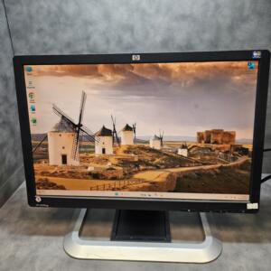 HP L2245wg | 22" WSXGA+