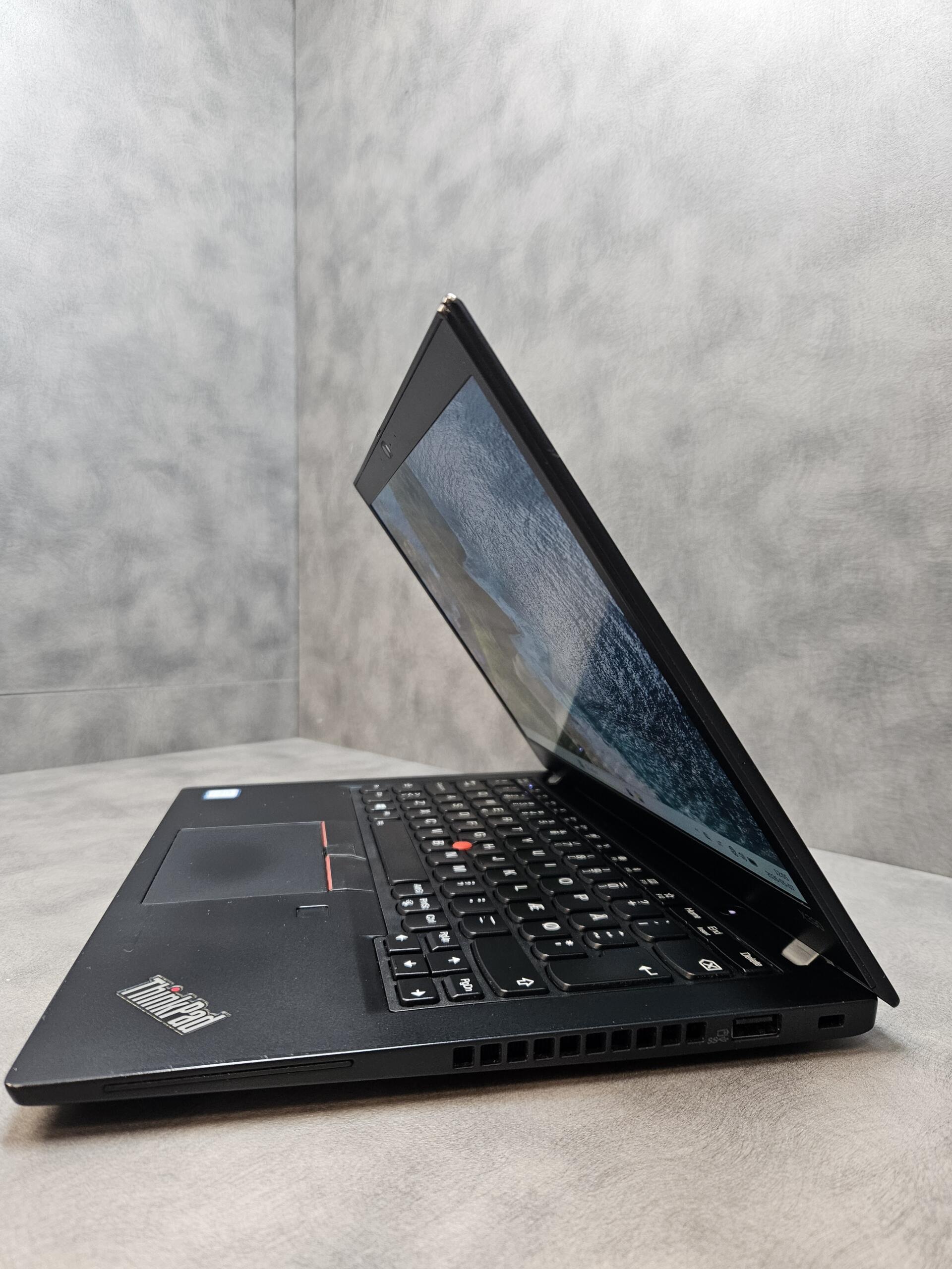 Lenovo ThinkPad X390 | 13.3"FHD IPS TOUCH | i7-8665U | 16GB | SSD 256 GB - Image 4