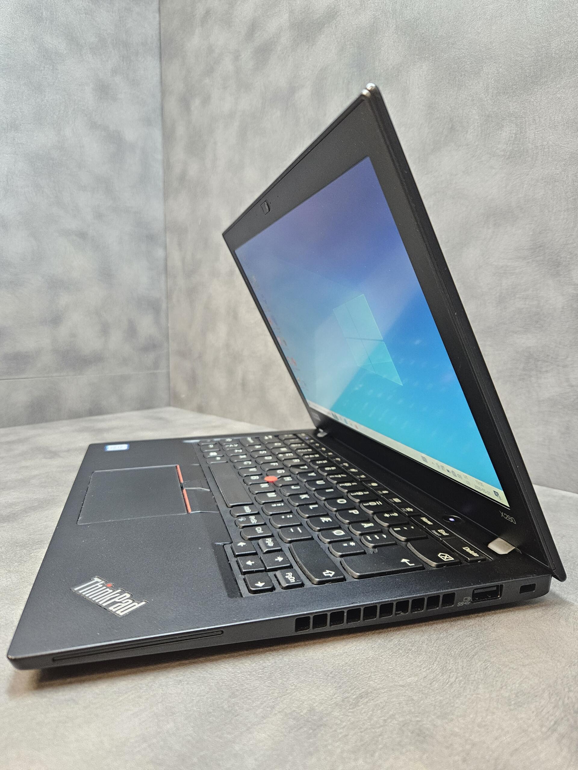 Lenovo ThinkPad X280 | 13.3" HD | i3-8130U | 8GB | SSD 256 GB - Image 4